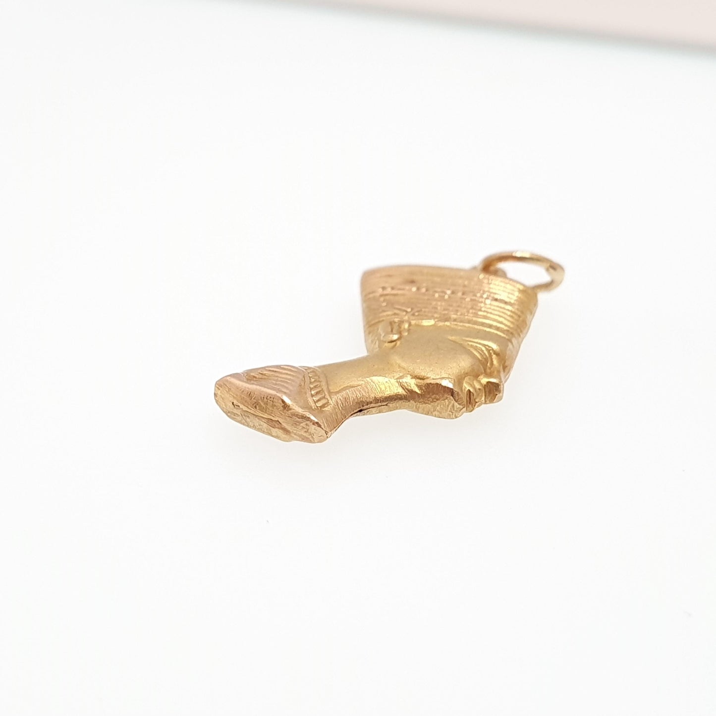 Vintage 18k 18ct Gold Queen Nefertiti Pendant Necklace Egyptian Egypt Solid 750 Art Deco Revival Womens Jewelry Jewellery