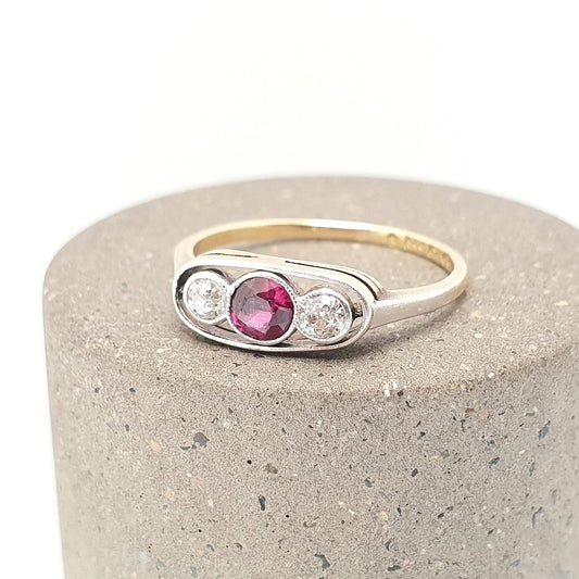 Antique 18ct Gold Natural Ruby & Diamond Ring Art Deco Solid 750 Trilogy 1920s Vintage Jewelry Jewellery