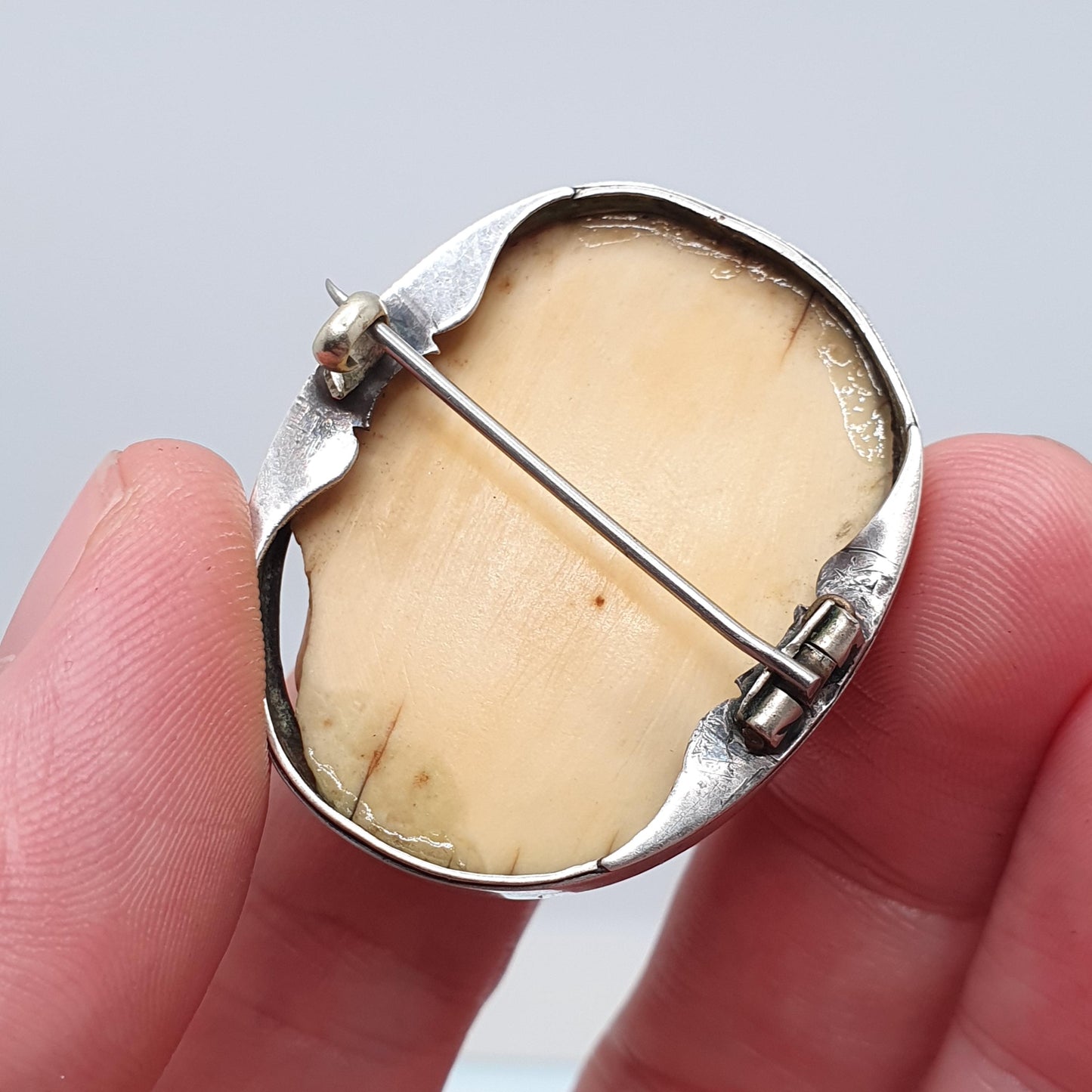 Antique Chinese Bone Cameo Solid Silver Brooch Victorian Ox Bone Hand Carved Flower High Relief Womens Jewelry Jewellery