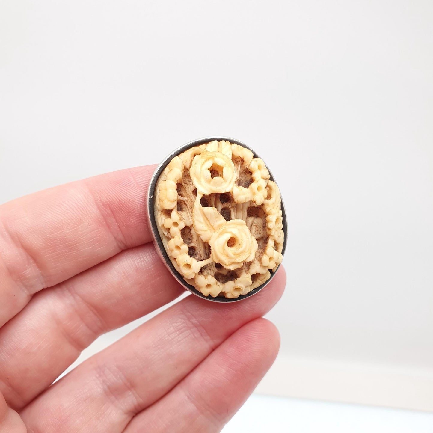 Antique Chinese Bone Cameo Solid Silver Brooch Victorian Ox Bone Hand Carved Flower High Relief Womens Jewelry Jewellery