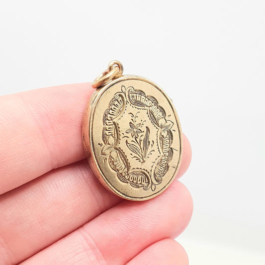 Antique Solid 14k Gold Locket Victorian Yellow Gold Hand Engraved Solid 14kt 585 All Gold Oval Necklace Pendant Vintage Jewelry