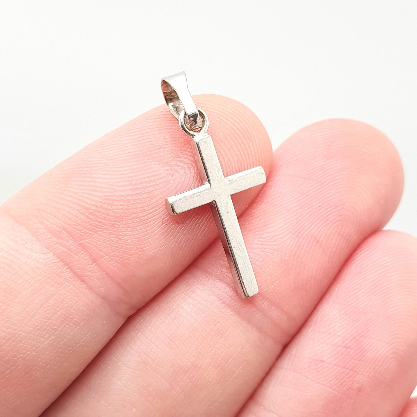 Vintage 9ct White Gold Cross Crucifix Pendant Small Solid 9k 9kt 375 Necklace Jewellery Jewelry