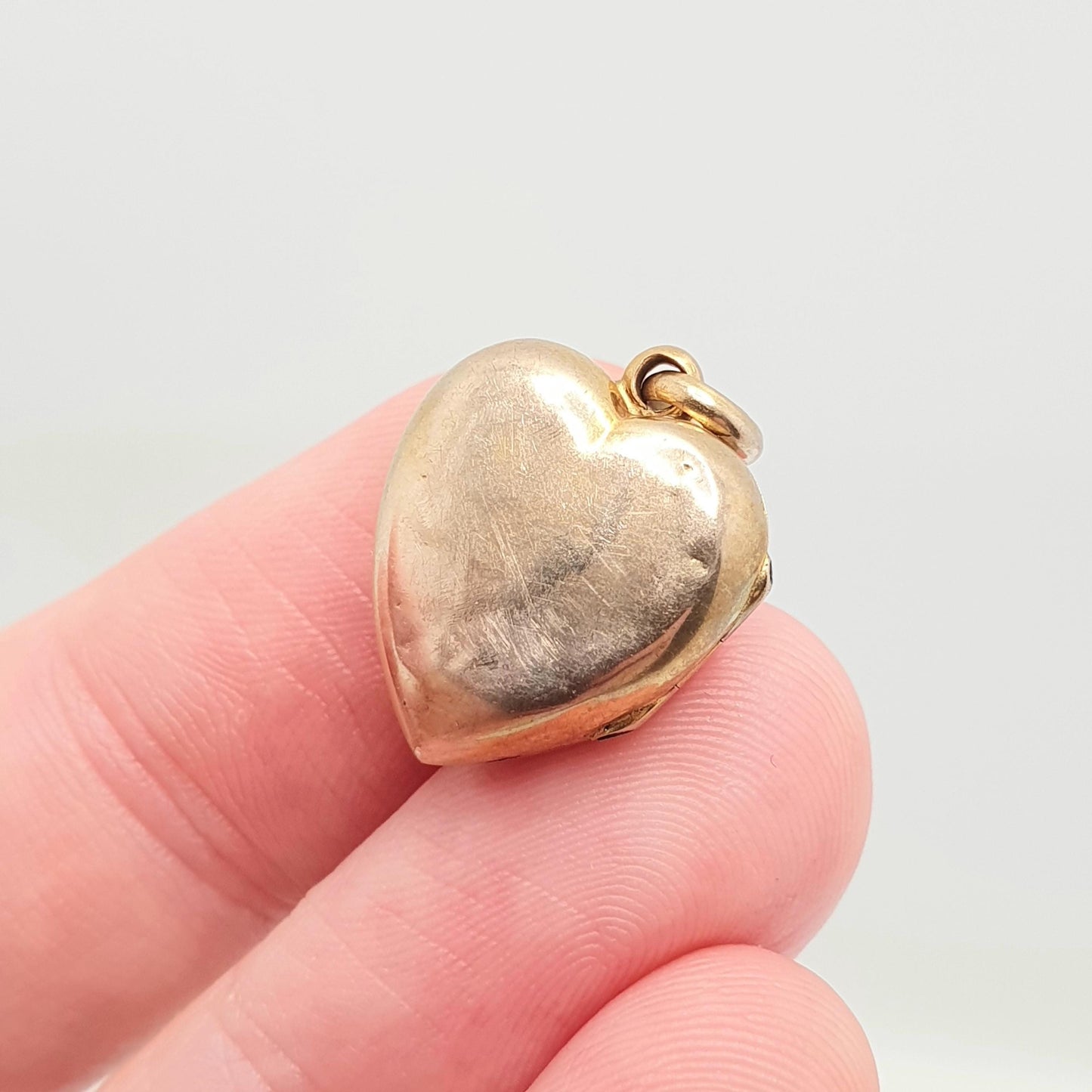 Antique 9ct 9k Gold Heart Locket Ruby Paste Seed Pearl Pave Set Victorian Pendant Back Front Small Photo Vintage Jewelry Jewellery