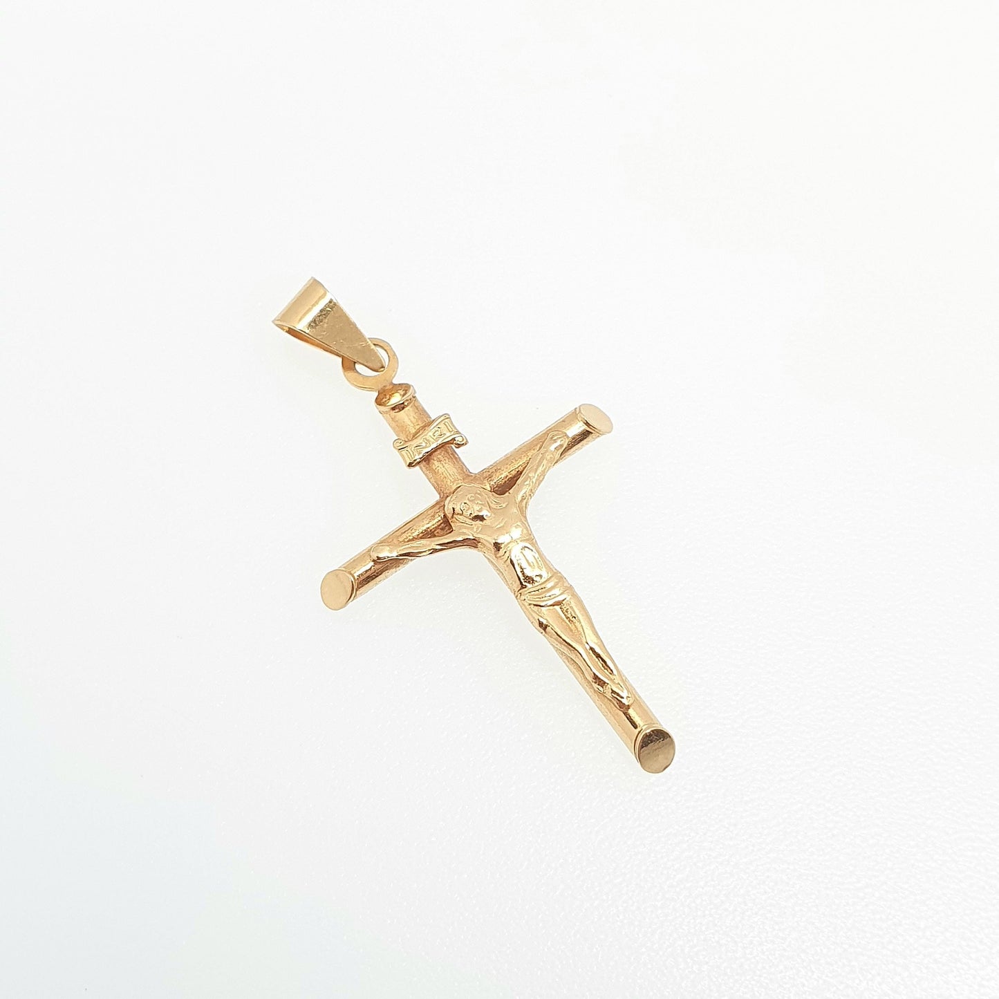 Vintage 9k 9ct Gold Jesus On The Cross Crucifix Necklace Pendant Italy INRI Solid 375 Christian Religious Mens Womens Jewelry Jewellery