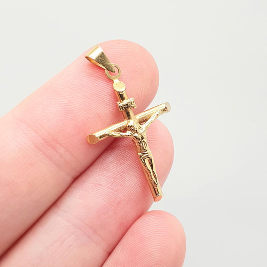 Vintage 9k 9ct Gold Jesus On The Cross Crucifix Necklace Pendant Italy INRI Solid 375 Christian Religious Mens Womens Jewelry Jewellery