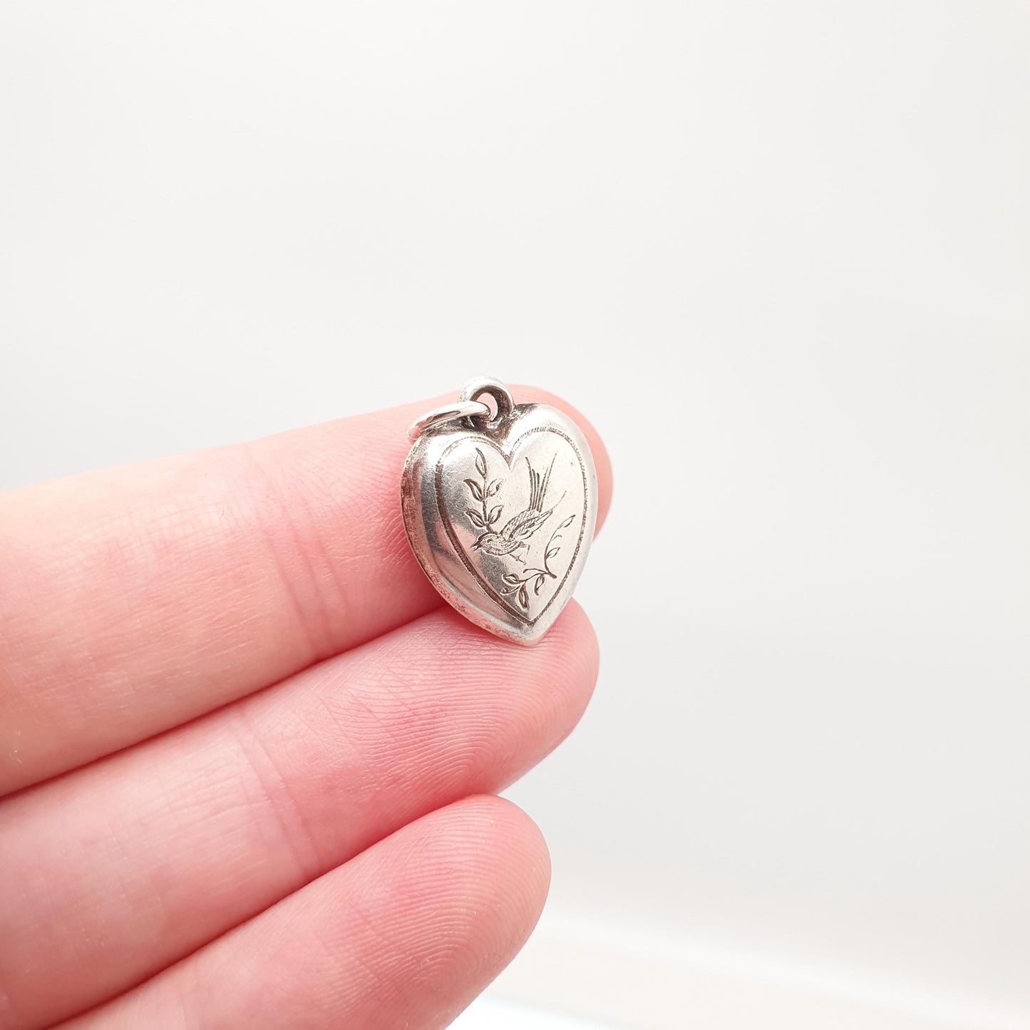 Antique Victorian Sterling Silver Heart Bird Necklace Pendant Engraved Charm Cute Sweetheart Jewelry Vintage Jewellery