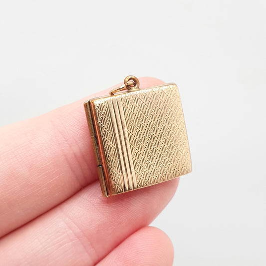 Antique Rolled Gold Square Locket Art Deco Necklace Pendant Gold Filled Geometric Pattern Vintage Womens Jewellery Jewelry