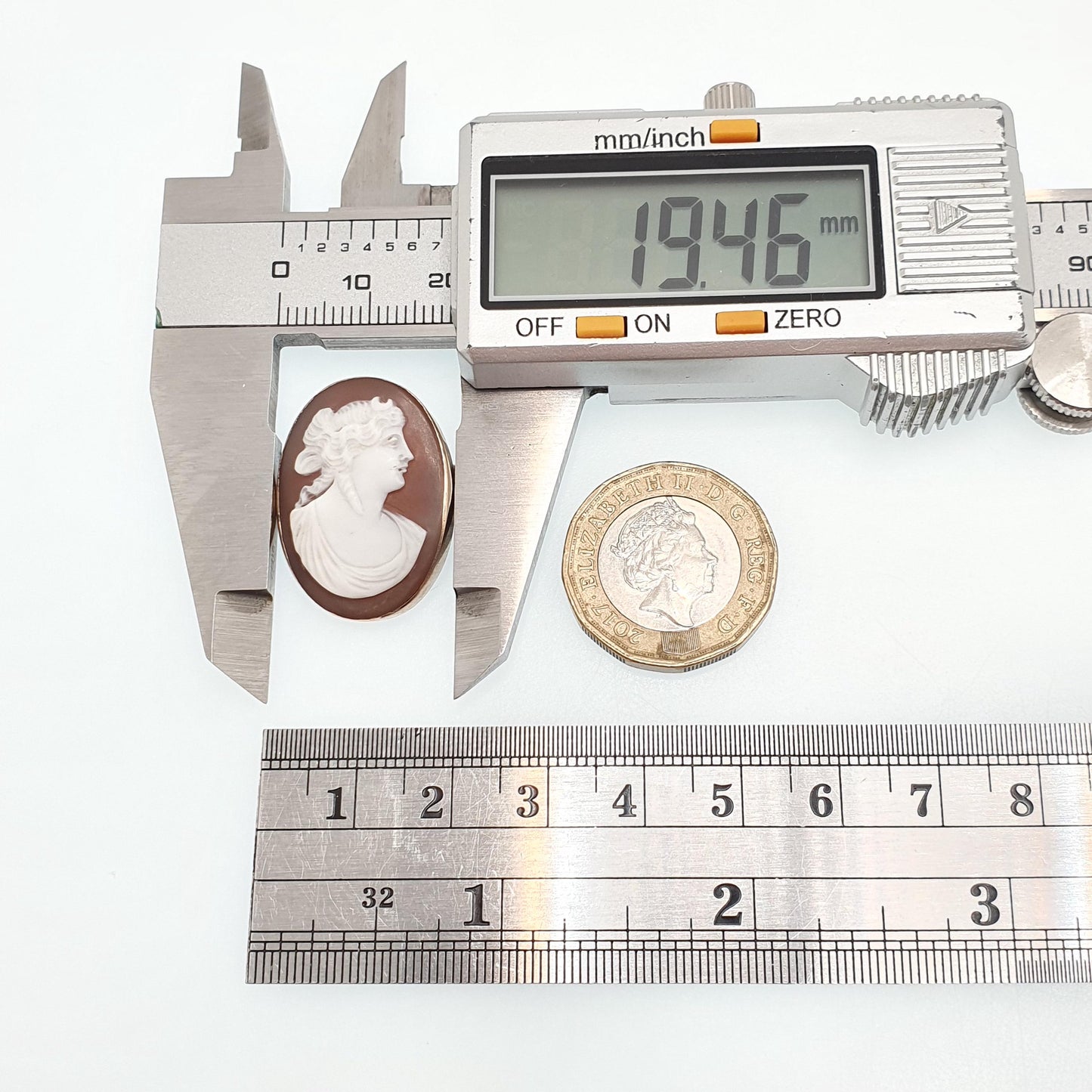 Antique 9k 9ct Gold Selene Cameo Brooch Pin Solid 375 Moon Goddess Hand Carved Victorian Shell Vintage Italian Jewelry Womens Jewellery