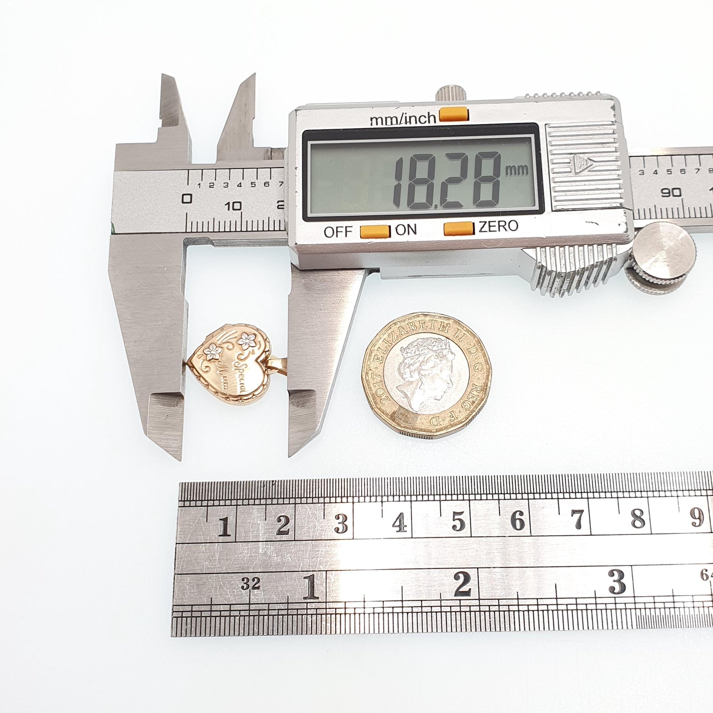 Vintage 9ct 9k Gold SPECIAL MUM Locket Heart Necklace Pendant "Love You Always" Embossed Mothers Day Gift Solid 9kt Jewelry Jewellery