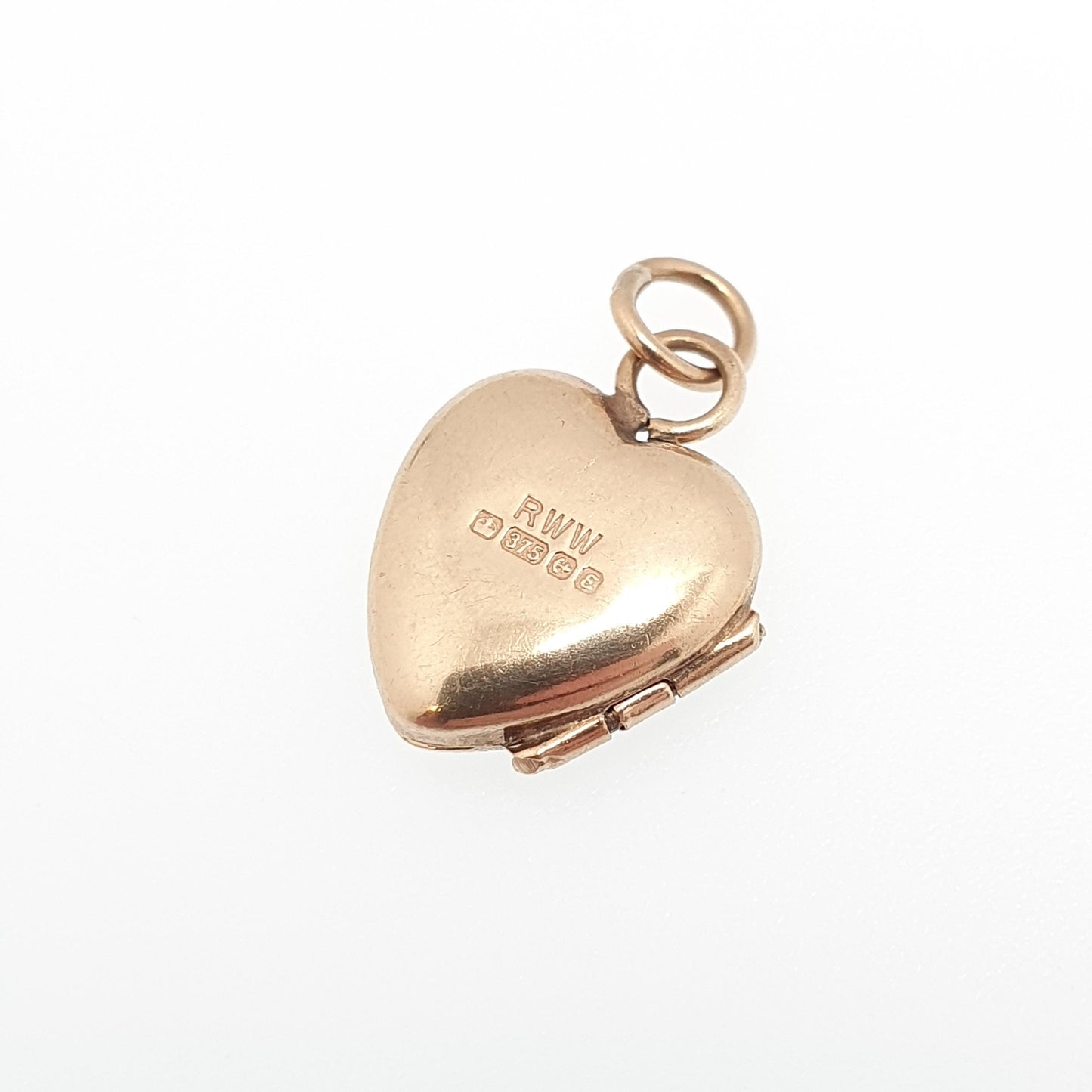 Vintage Solid 9k 375 Gold Heart Locket All 9ct 9 Carat Small Necklace Cute Engraved Photo Picture Pendant Retro Womens Jewelry Jewellery