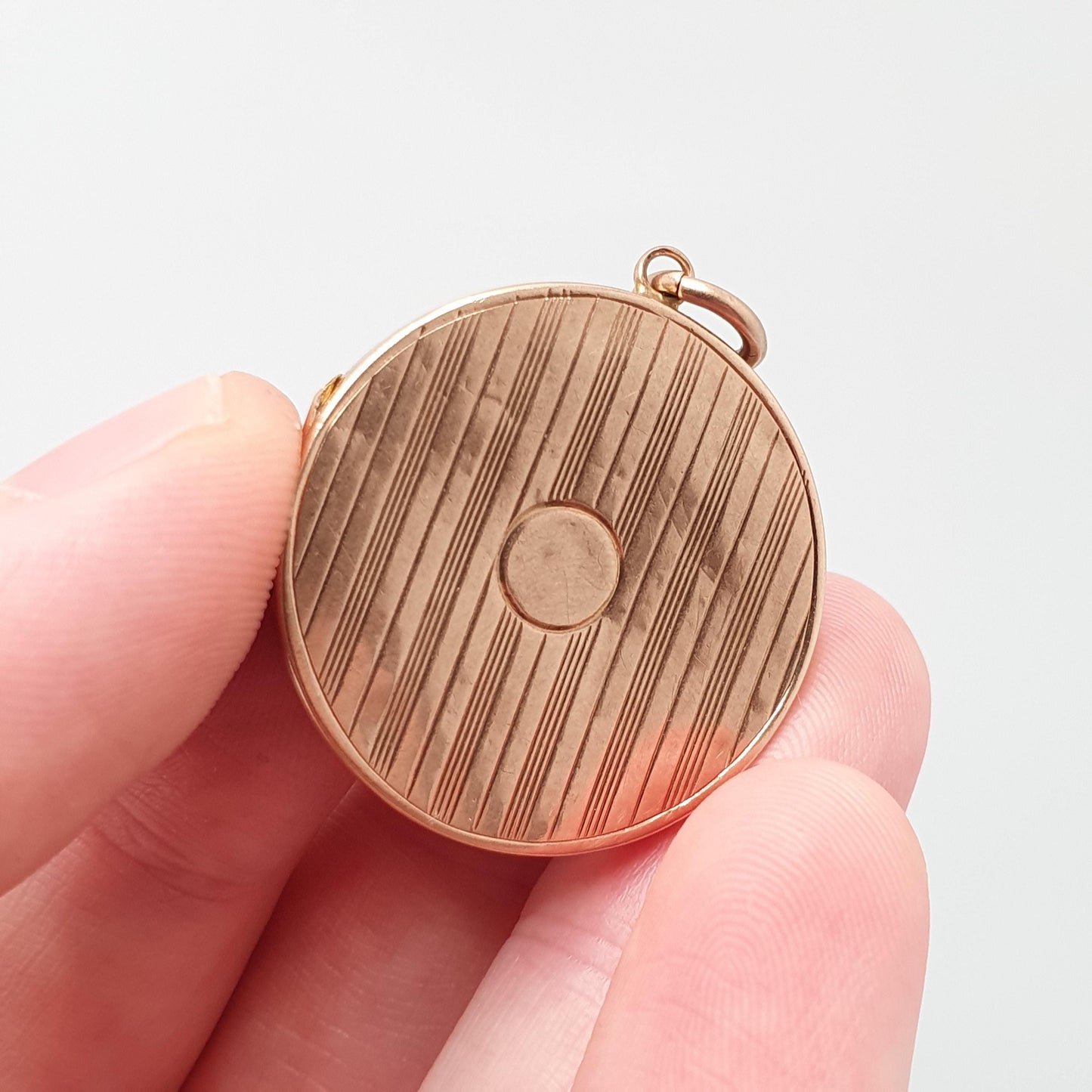 Antique Solid 9k 375 Rose Gold Locket Round 1913 Hallmark Vertical Pattern All 9ct 9kt Gold Necklace Photo Picture Pendant Jewelry Jewellery