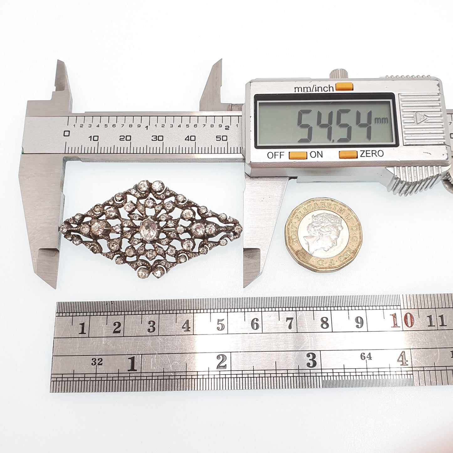 Antique Victorian Solid Silver Diamond Paste Brooch Georgian Style Cluster Foiled Diamond Pastes Oval Cut Vintage Womens Jewelry Jewellery