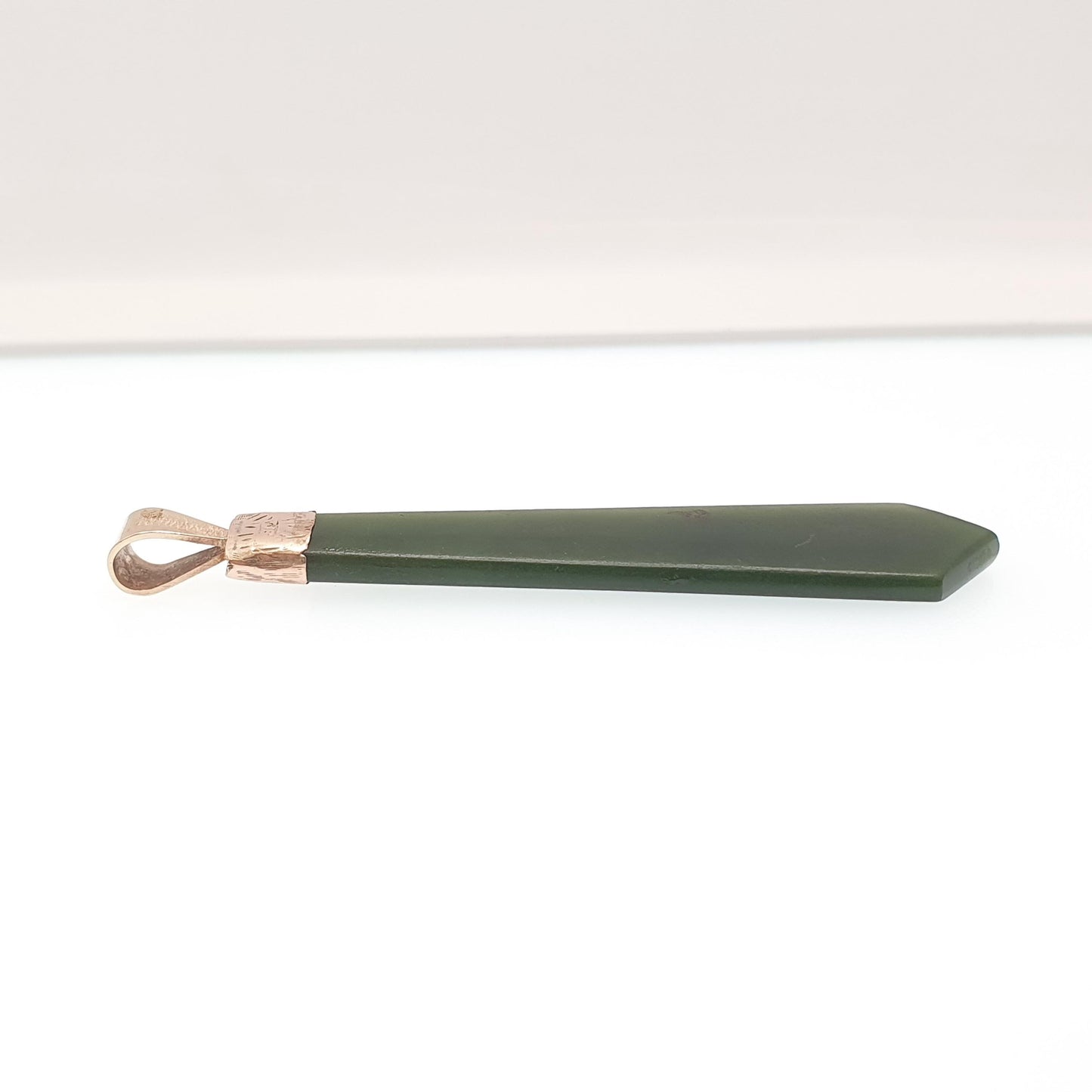 Antique 9ct 9kt Gold New Zealand Jade Necklace Pendant 1905 Hallmark New Zealand Maori Nephrite Green Solid 375 Women Jewelry Jewellery
