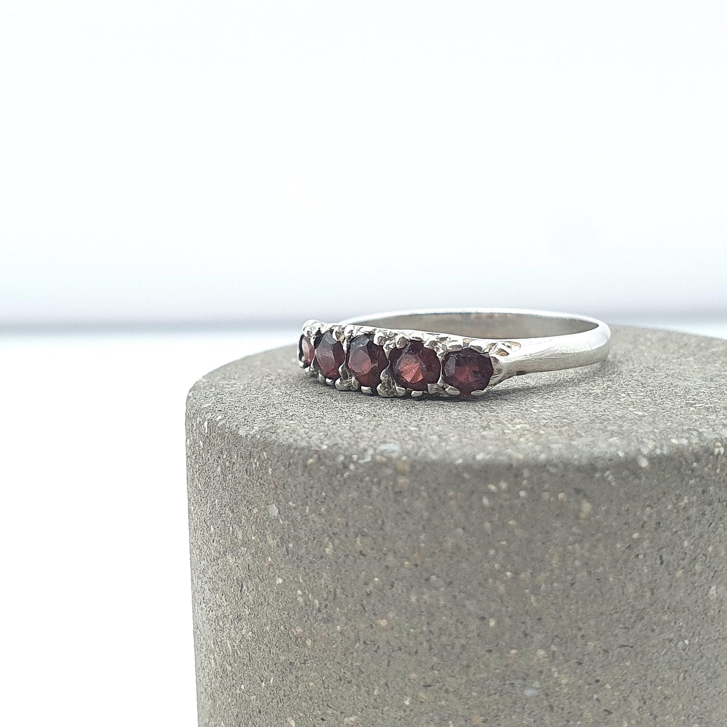 Vintage Sterling Silver Garnet Gypsy Ring Red Gemstone 5 Stone 1990s Retro Womens Jewellery Jewelry
