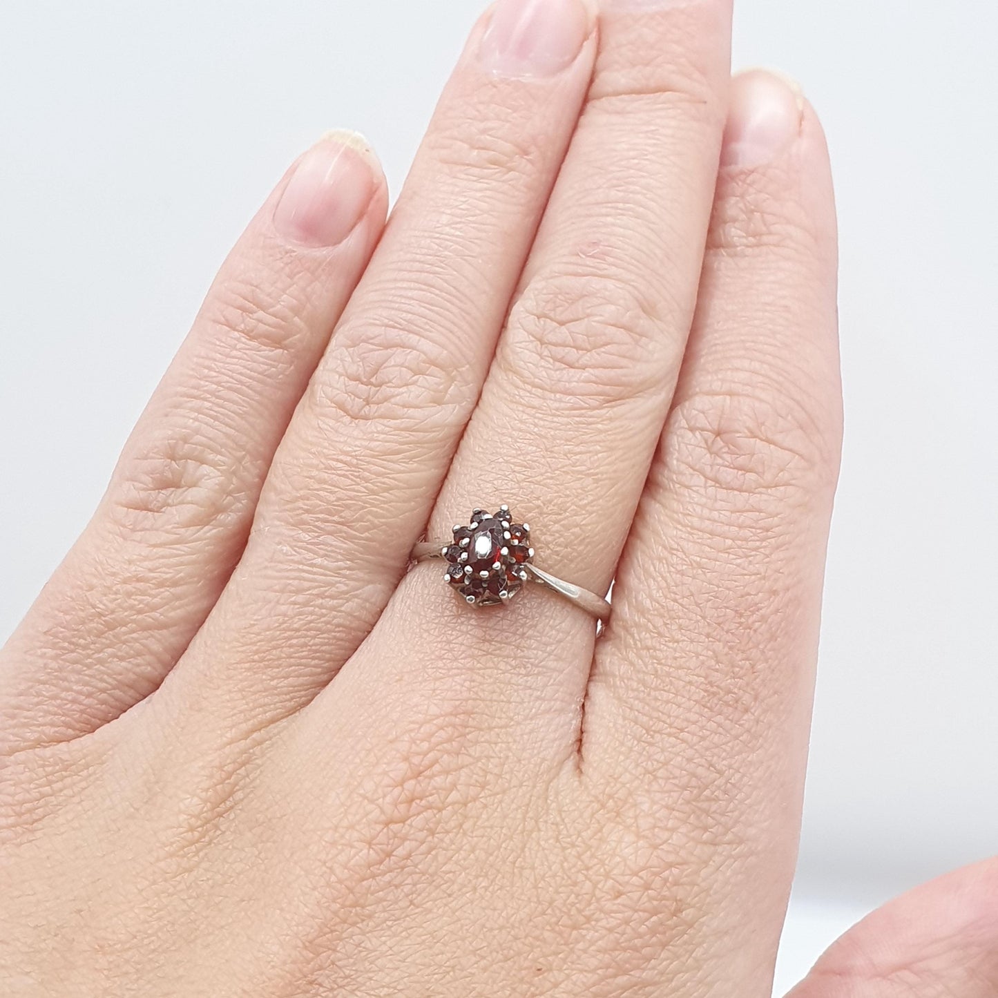 Vintage Sterling Silver Garnet Cluster Ring Red Gemstone Halo 1981 Hallmark Womens Girls Solid 925 Jewelry Jewellery