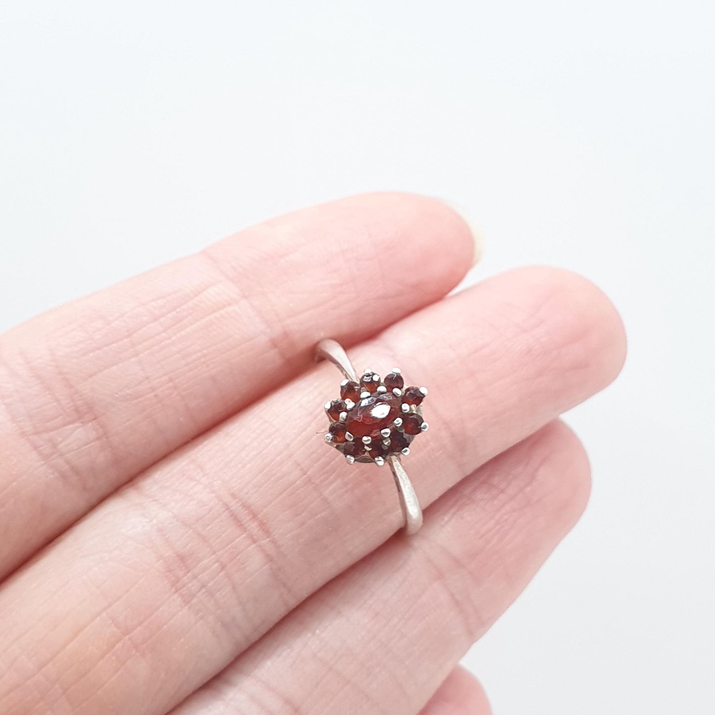 Vintage Sterling Silver Garnet Cluster Ring Red Gemstone Halo 1981 Hallmark Womens Girls Solid 925 Jewelry Jewellery