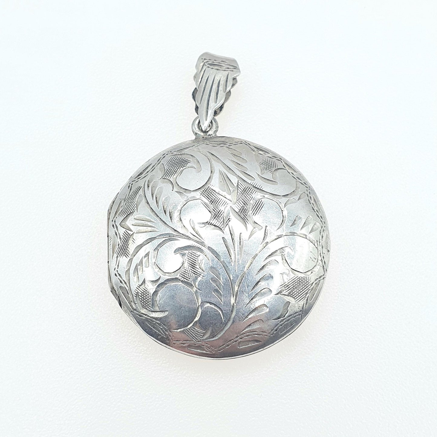 Vintage Sterling Silver Round Locket Engraved Picture Photo Keepsake Large Big Solid 925 Womens Jewelry Jewellery