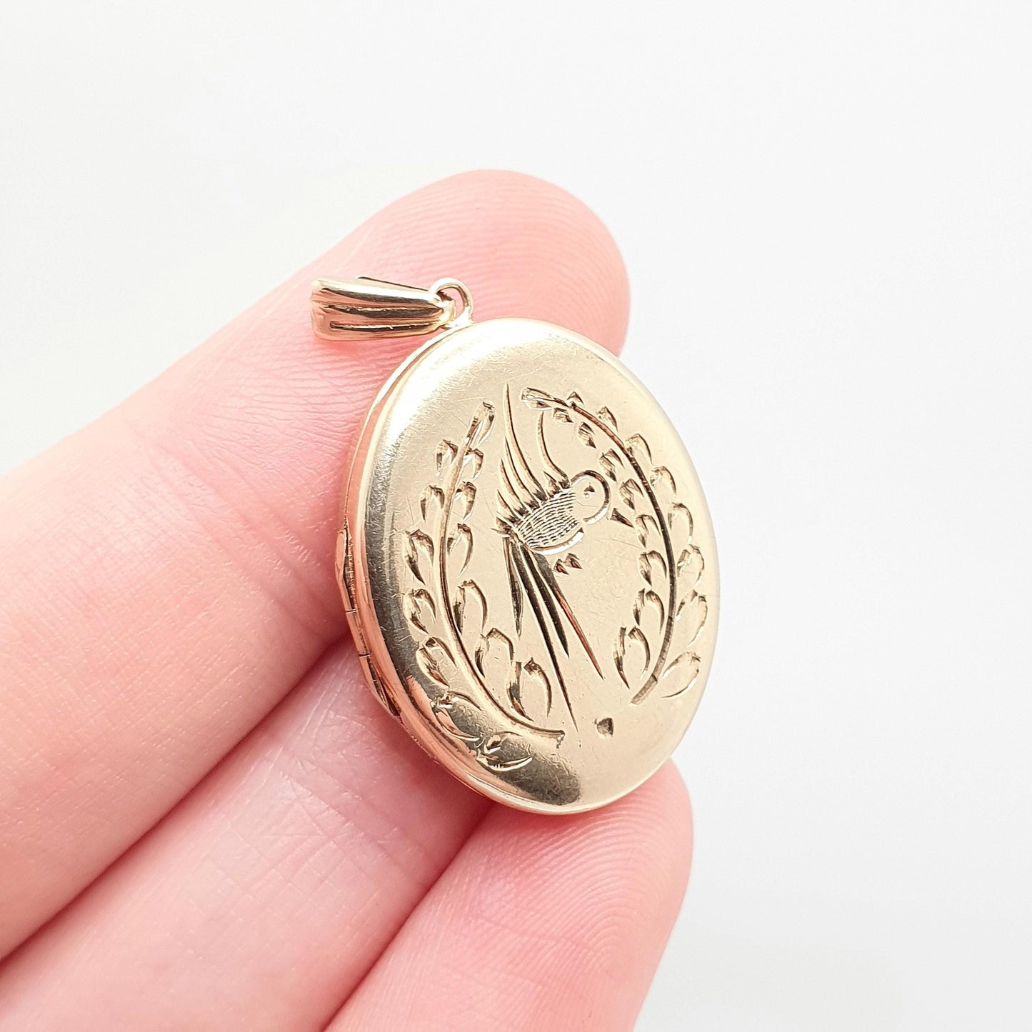 Vintage 9ct Gold Bird Locket Solid 9k 375 All Gold Oval Pendant 1970 Hallmark Gift Necklace Jewelry Womens Jewellery