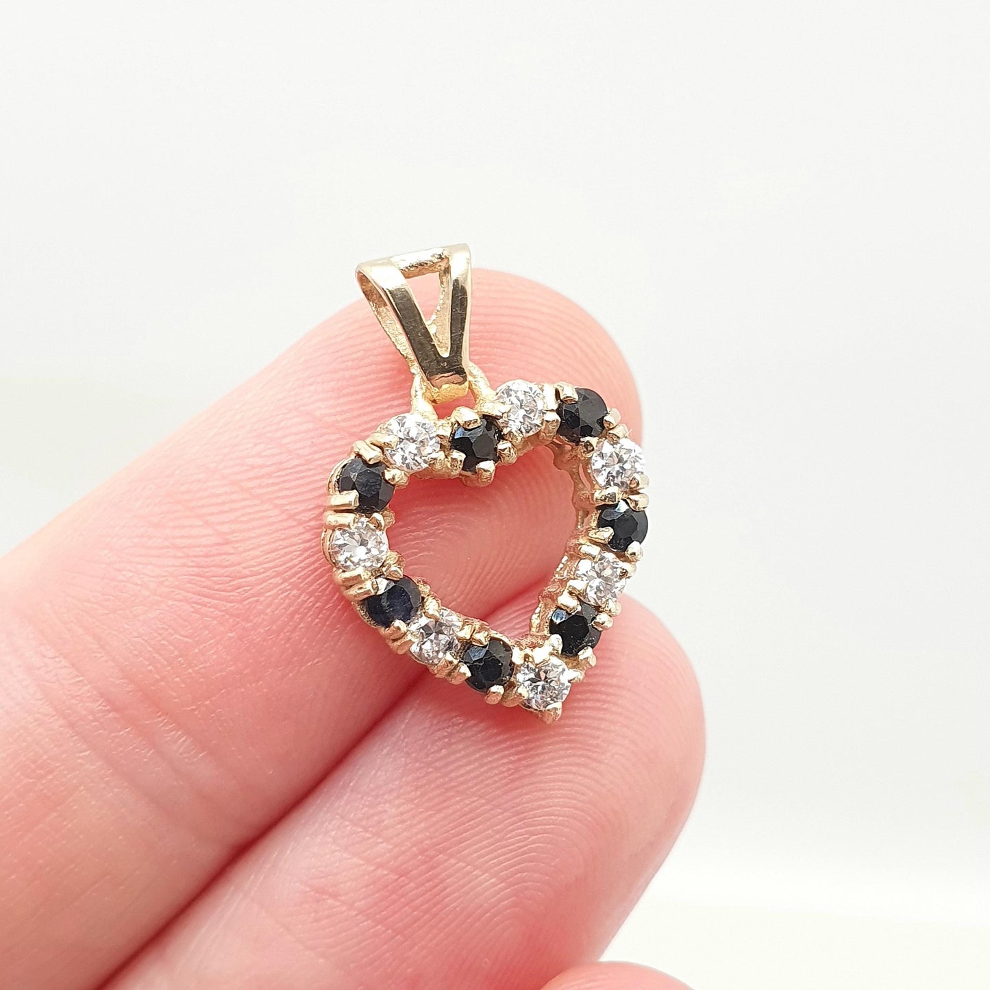 Vintage 9ct Gold Sapphire Heart Pendant CZ Solid 375 9k Love Romantic Necklace Womens Jewelry Jewellery