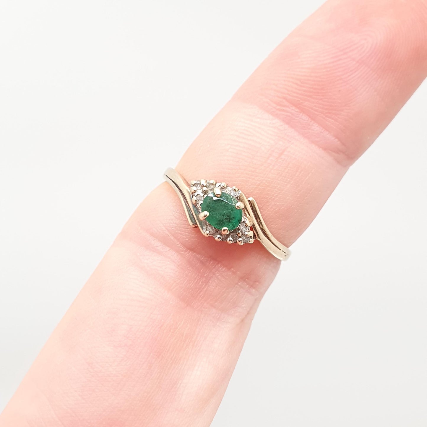 Vintage 9k Gold Emerald Diamond Ring Oval Cut Solid 9ct 375 Green Genuine Gemstone Real Jewelry Jewellery Womens