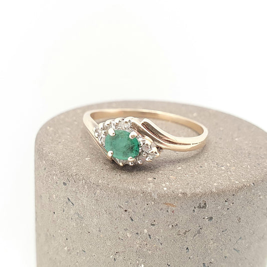 Vintage 9k Gold Emerald Diamond Ring Oval Cut Solid 9ct 375 Green Genuine Gemstone Real Jewelry Jewellery Womens