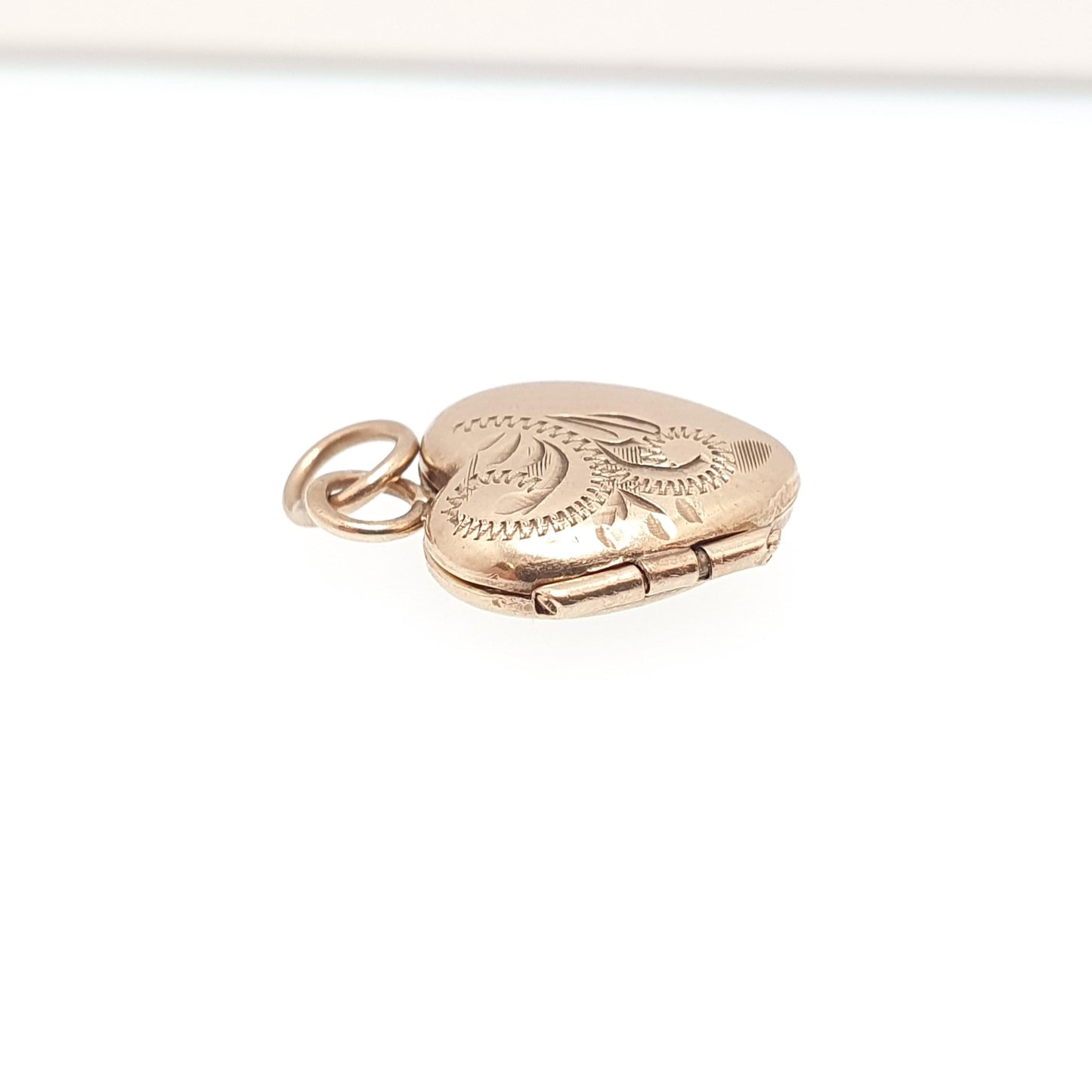 Vintage Solid 9k 375 Gold Heart Locket All 9ct 9 Carat Small Necklace Cute Engraved Photo Picture Pendant Retro Womens Jewelry Jewellery