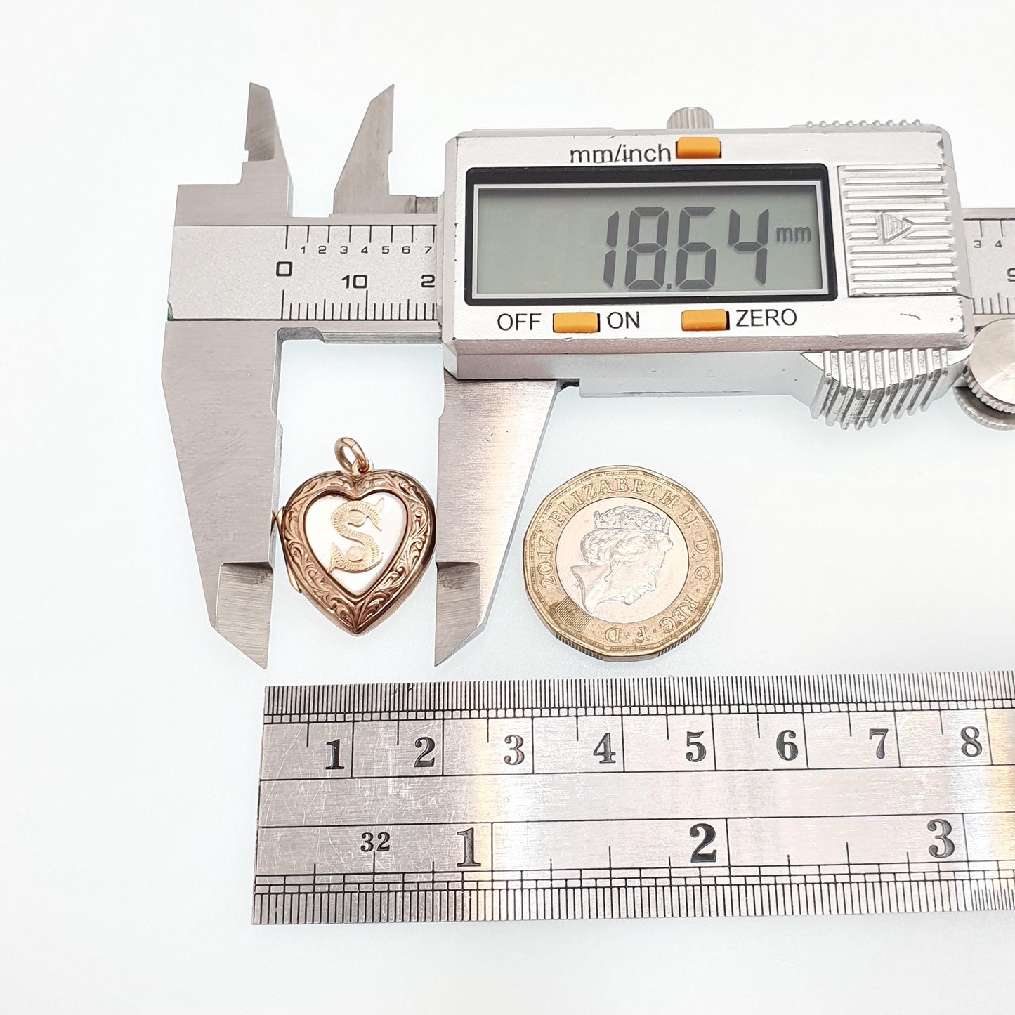 Antique 9ct 9k Gold Heart Locket Mother of Pearl "S" Initial Art Deco Solid 9kt Back & Front 1920s Necklace Photo Pendant Jewelry Jewellery