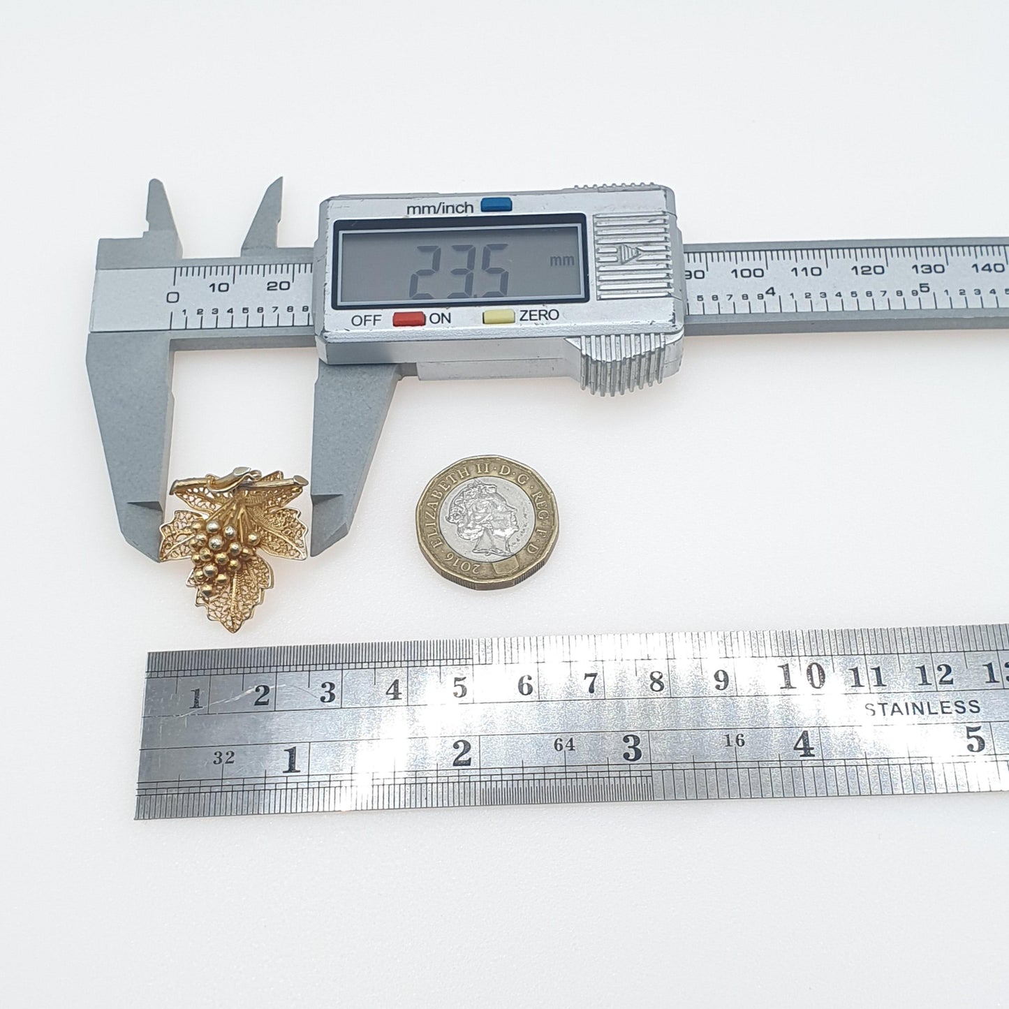 Old Vintage Solid Silver Gold Vermeil Grape Leaf Filigree Brooch Fruit Foreign Silver Stamp Ladies Womens Jewellery Jewelry