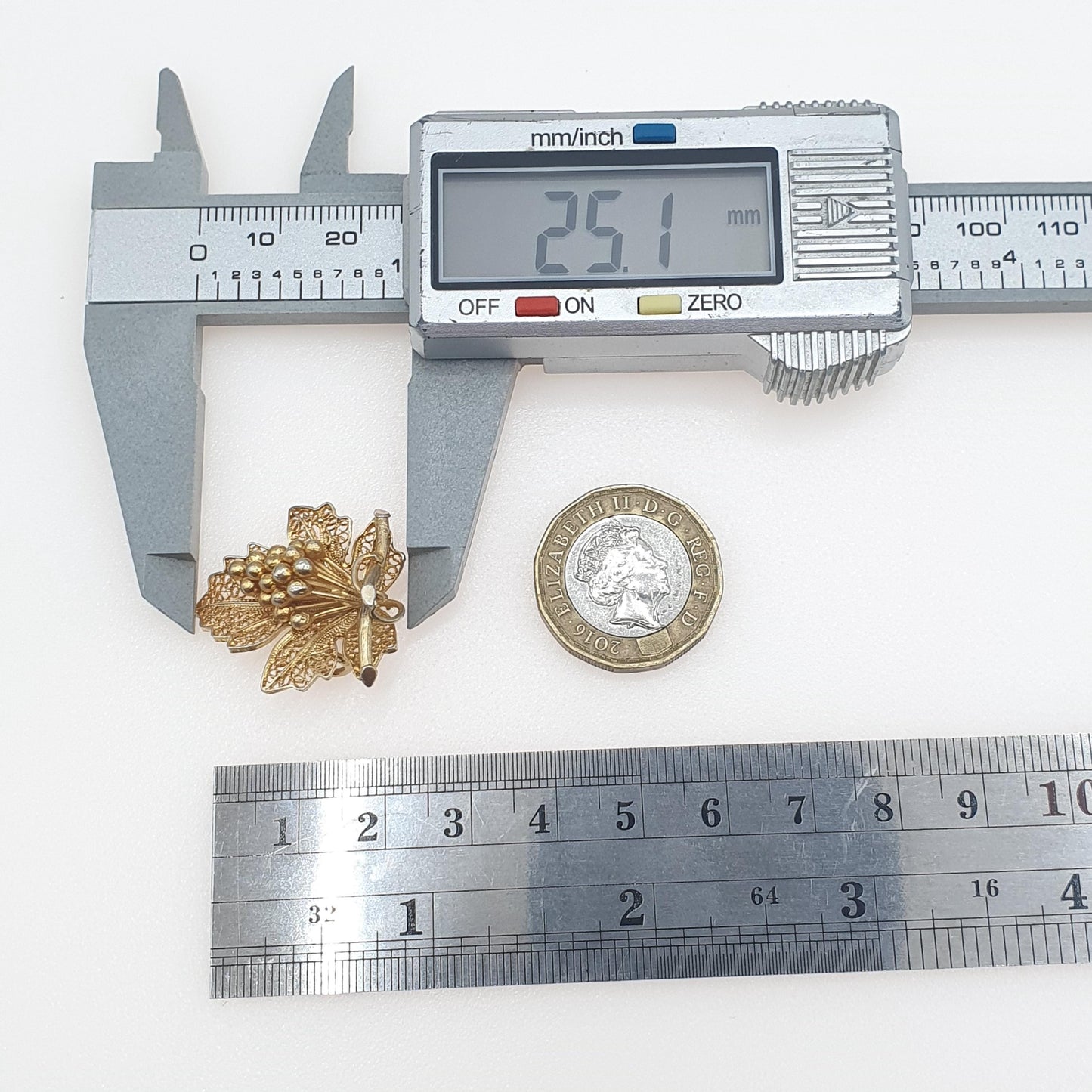 Old Vintage Solid Silver Gold Vermeil Grape Leaf Filigree Brooch Fruit Foreign Silver Stamp Ladies Womens Jewellery Jewelry