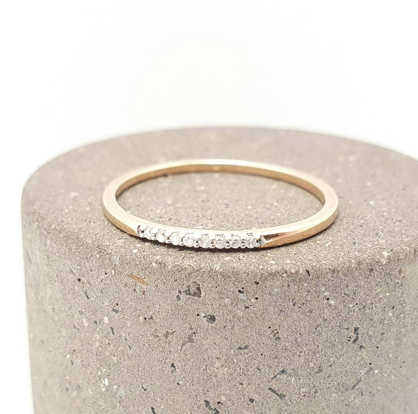 Vintage 9k 9ct Solid Gold Diamond Band Ring Genuine Diamonds Stacker Stacking Fine Thin Jewelry Jewellery