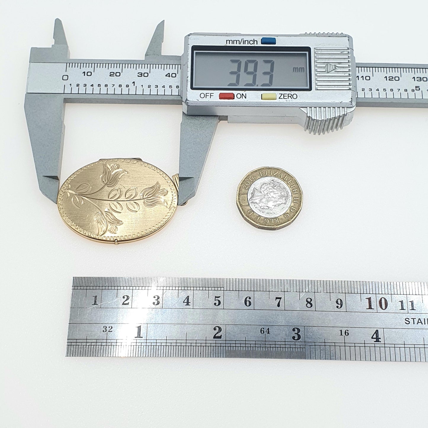 Vintage Rolled Gold Oval Locket Large Flower Engraved Gold Filled Womens Pendant Necklace Ladies Jewellery Jewelry