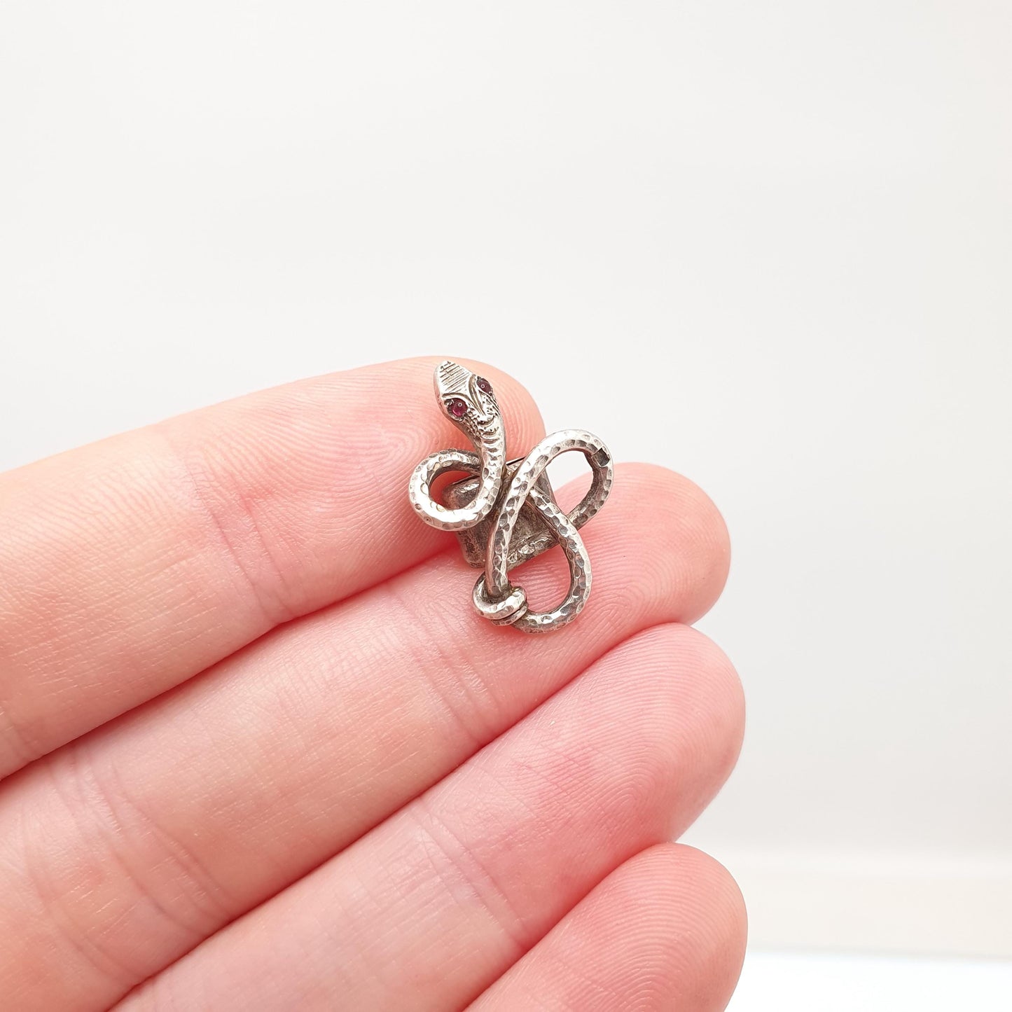 Antique Solid Silver Snake Chain Slider For Necklace Bracelet Ruby Paste Serpent Eternal Love Vintage Jewelry Jewellery