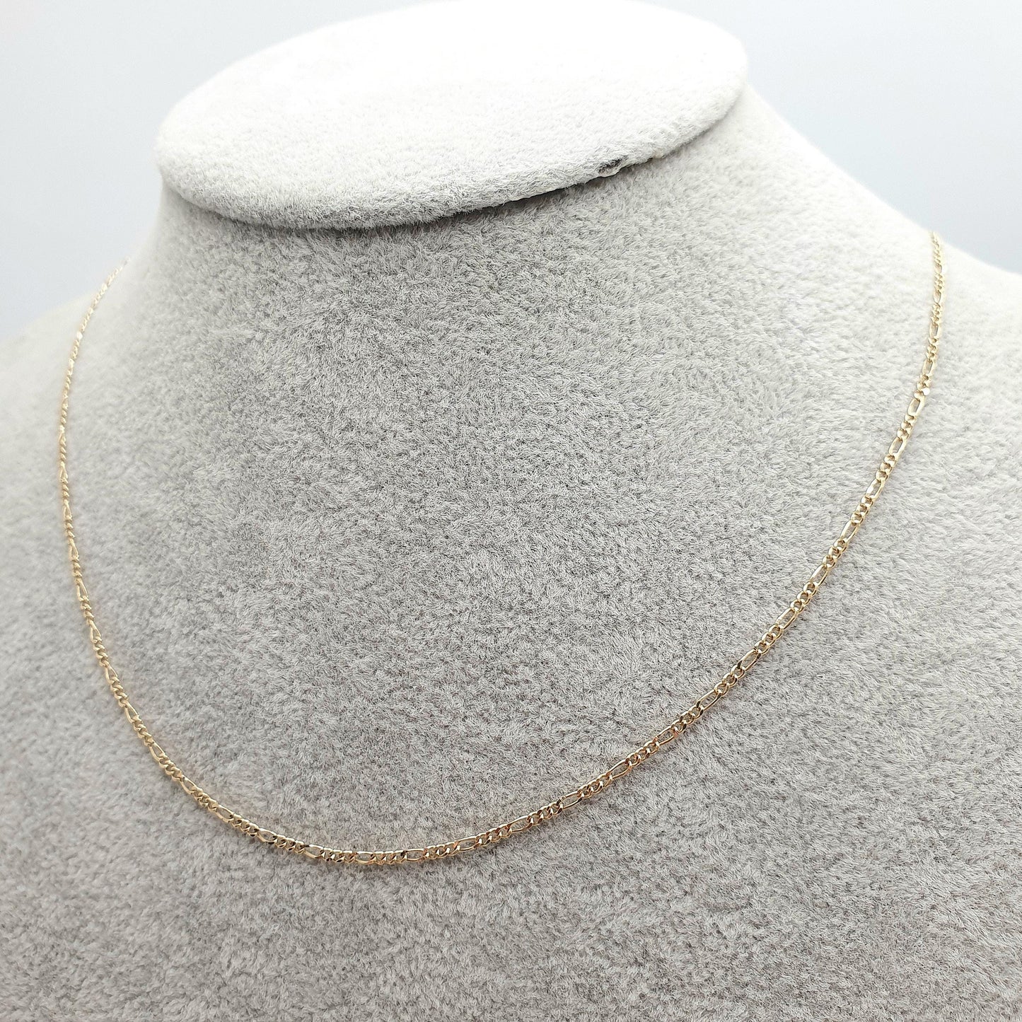 Vintage 18k 18ct Gold Chain Necklace Figaro Link Curb 43cm 16.9" 3.02g Yellow Solid 18 Carat Mens Womens Jewelry Jewellery