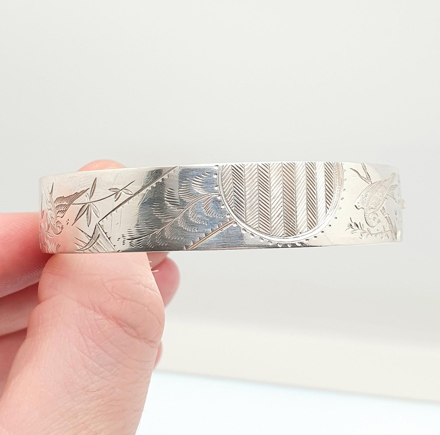 Antique Victorian Sterling Silver Bird Bracelet Bangle Hand Engraved Aesthetic 18.12g Songbird Swallow Vintage Womens Jewelry Jewellery