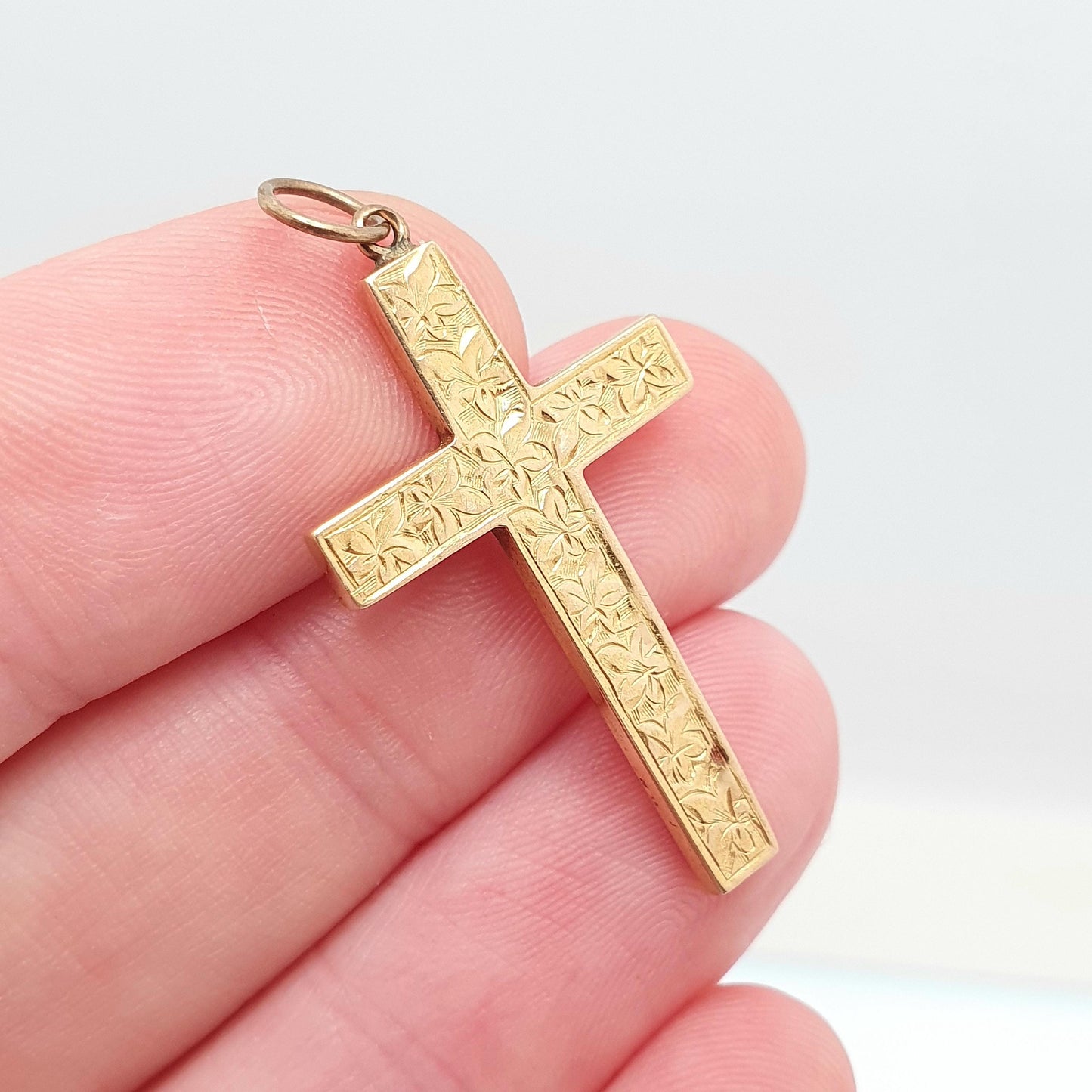 Antique 15ct Gold Crucifix Pendant Victorian Cross Necklace 1899 Hallmark 15kt 625 Yellow Engraved Vintage Jewellery Jewelry