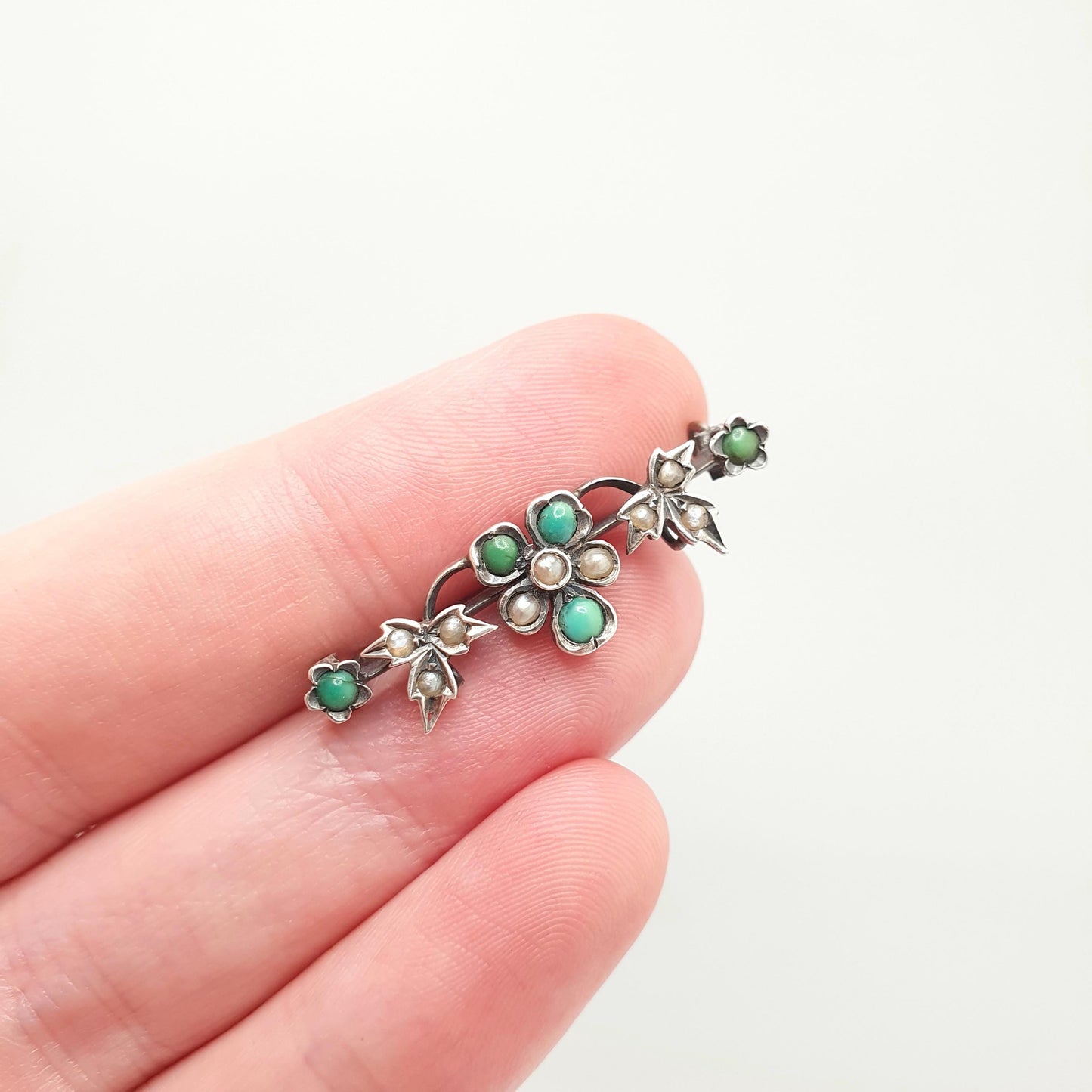 Antique Solid Silver Turquoise Brooch Victorian Bar Pin Seed Peal Flower Forget Me Not Natural Gemstone Jewelry Jewellery Vintage