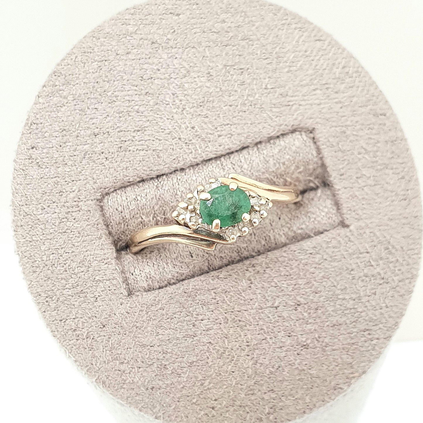 Vintage 9k Gold Emerald Diamond Ring Oval Cut Solid 9ct 375 Green Genuine Gemstone Real Jewelry Jewellery Womens