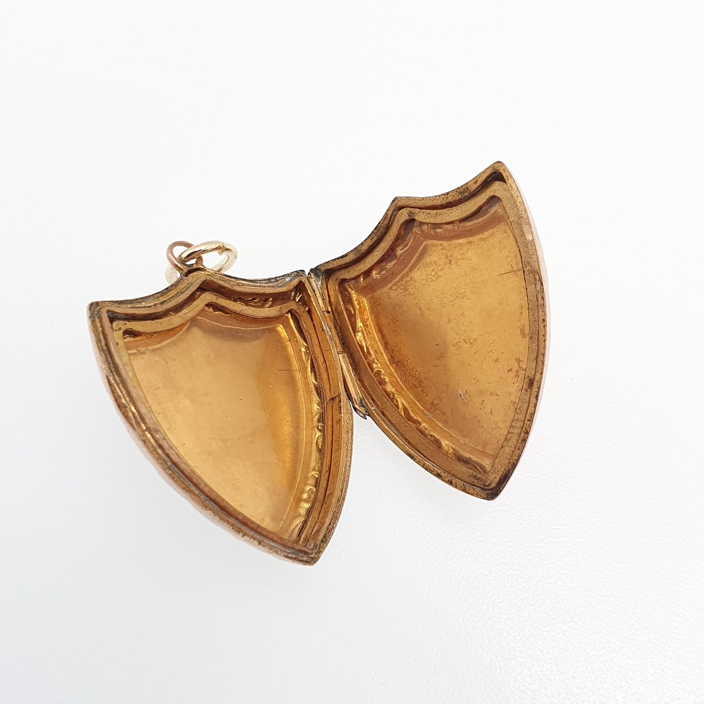 Antique Victorian 9ct Gold Shield Locket 9kt 9k Rose Back and Front Pendant Engraved Picture Photo Vintage Jewellery Jewelry