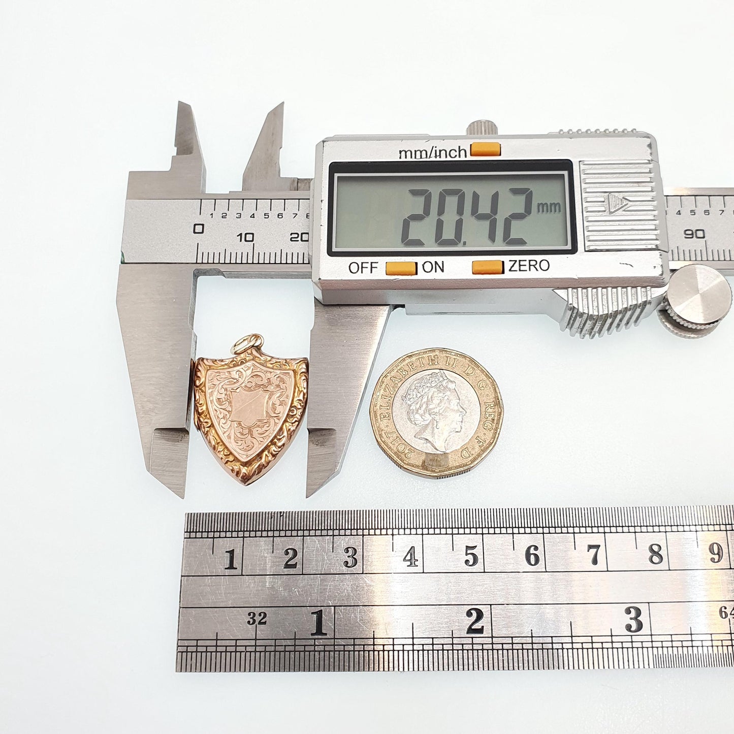 Antique Victorian 9ct Gold Shield Locket 9kt 9k Rose Back and Front Pendant Engraved Picture Photo Vintage Jewellery Jewelry