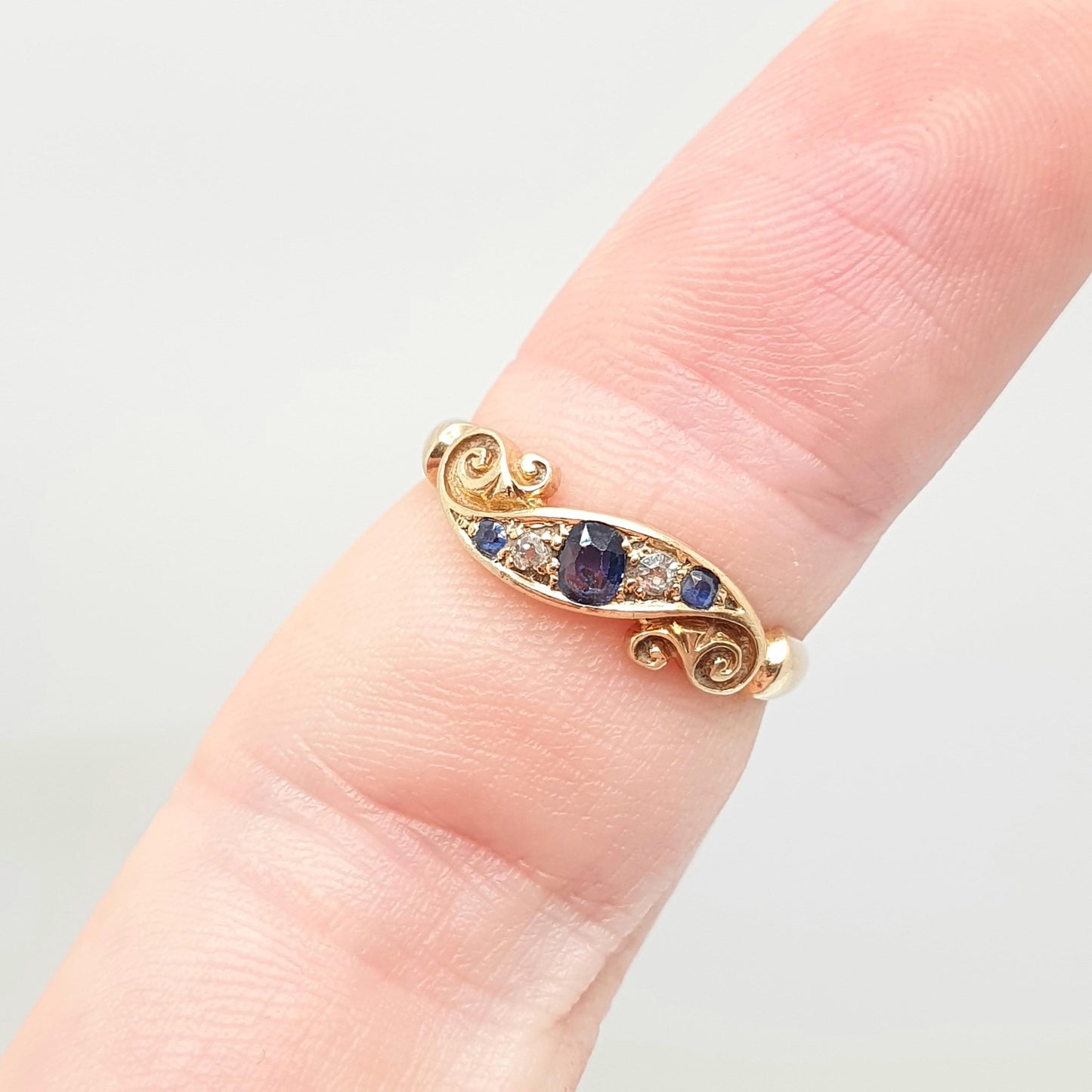 Antique 18ct Gold Sapphire & Diamond Ring Victorian Solid 18k 750 1899 Hallmark Five Natural Gemstones Vintage Jewelry Jewellery