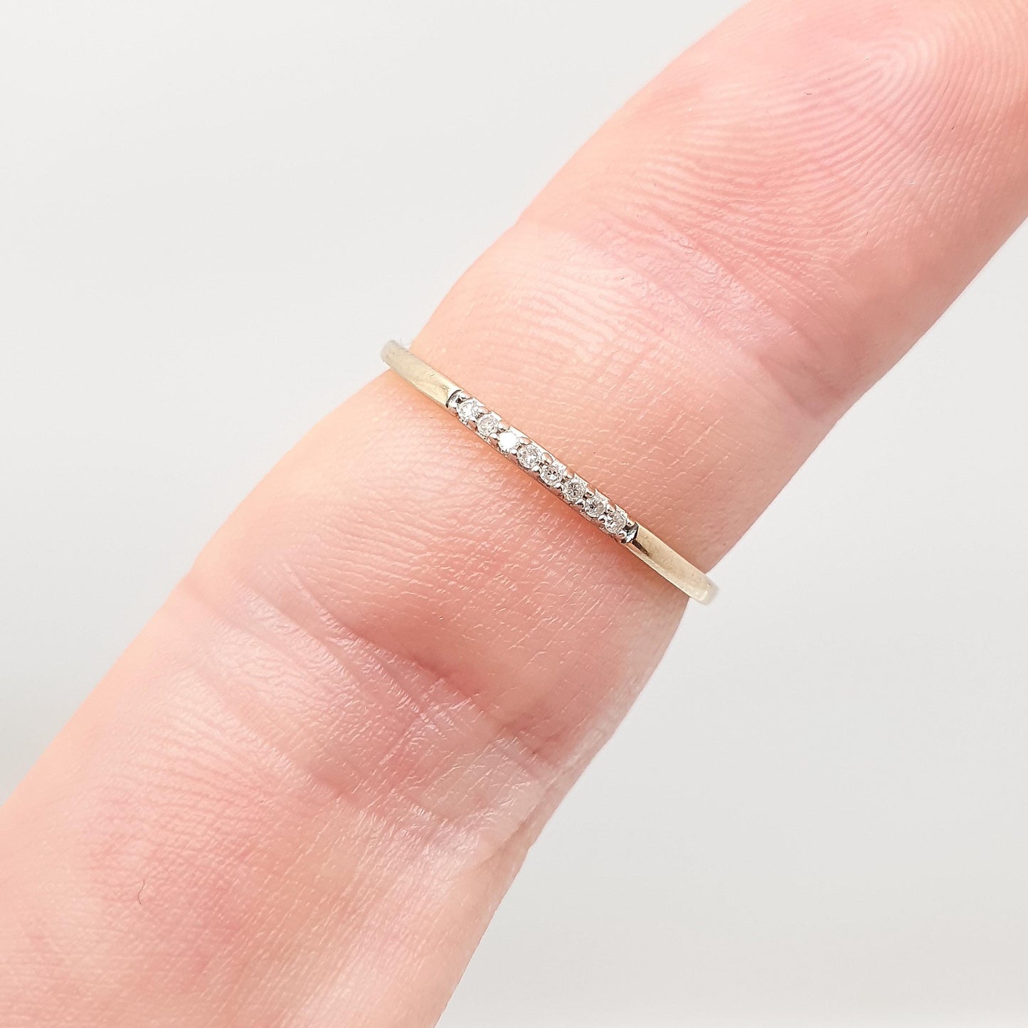 Vintage 9k 9ct Solid Gold Diamond Band Ring Genuine Diamonds Stacker Stacking Fine Thin Jewelry Jewellery