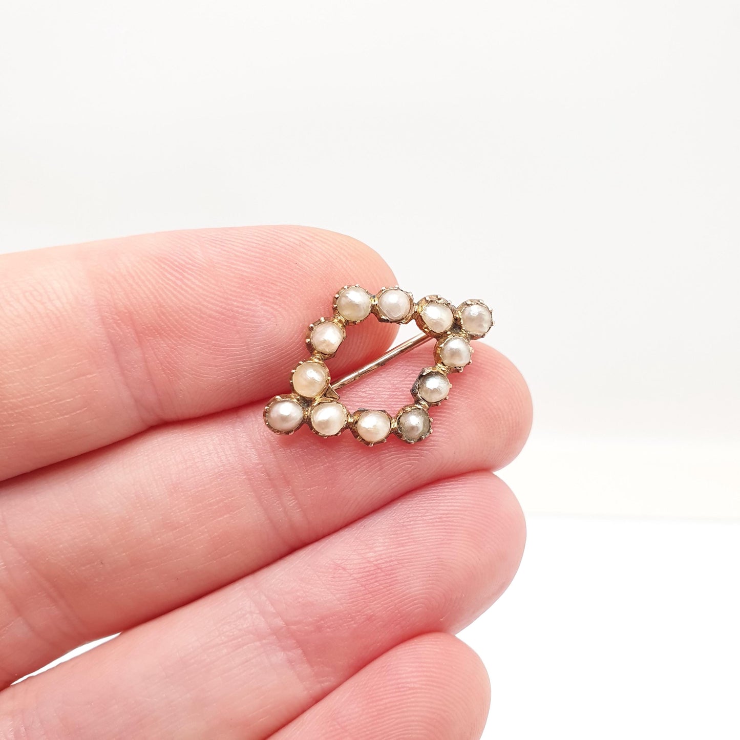 Antique 9k 9ct Gold Seed Pearl Brooch Victorian Pin Kite Shape Solid 375 Natural Pearls Jewelry Jewellery Vintage