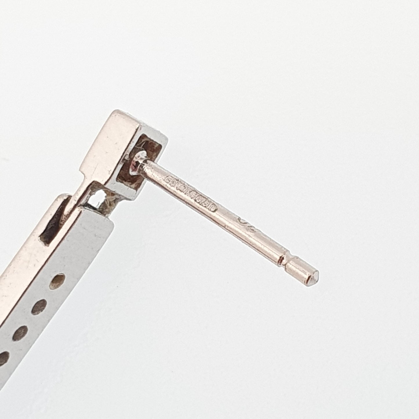 Vintage 9k 9ct White Gold Bar Earrings CZ Brilliant Cut Rectangular Hanging Stud Diamond Simulant Womens Jewelry Retro Jewellery