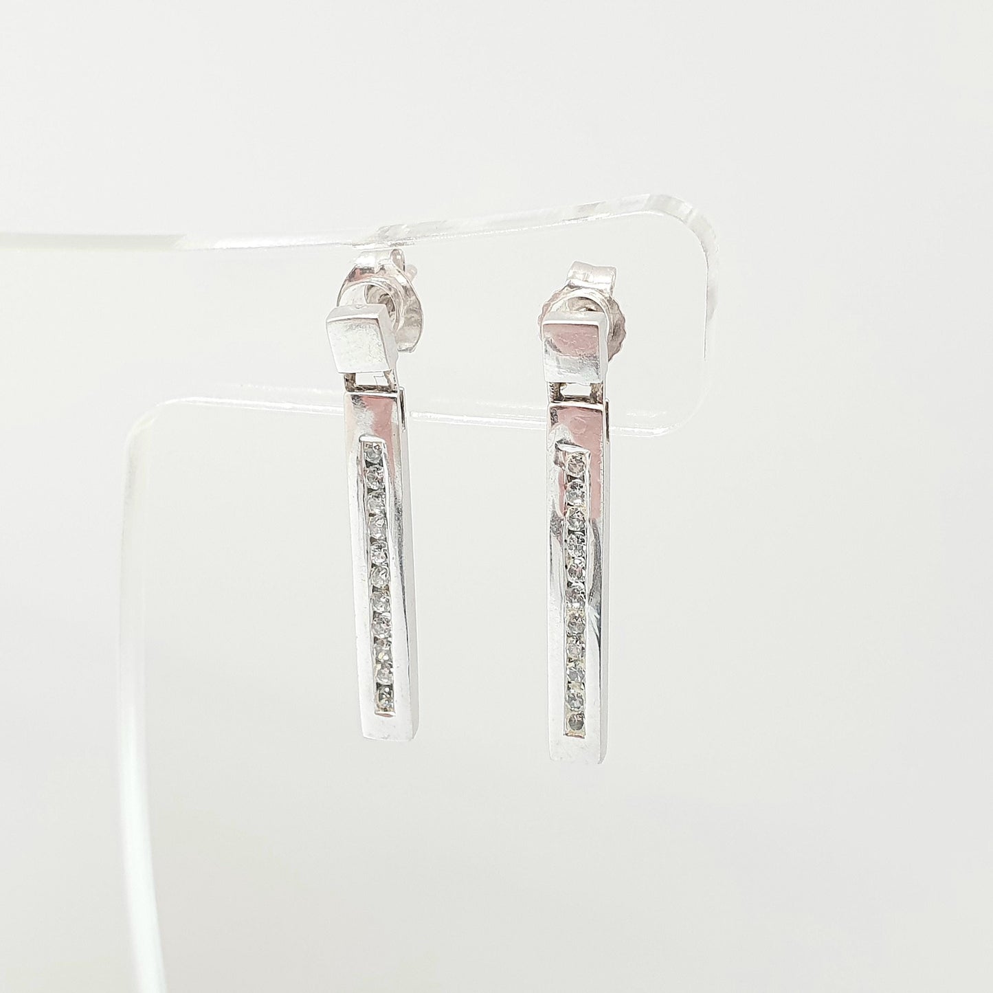 Vintage 9k 9ct White Gold Bar Earrings CZ Brilliant Cut Rectangular Hanging Stud Diamond Simulant Womens Jewelry Retro Jewellery