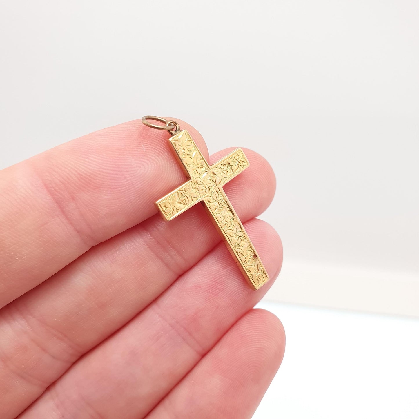 Antique 15ct Gold Crucifix Pendant Victorian Cross Necklace 1899 Hallmark 15kt 625 Yellow Engraved Vintage Jewellery Jewelry
