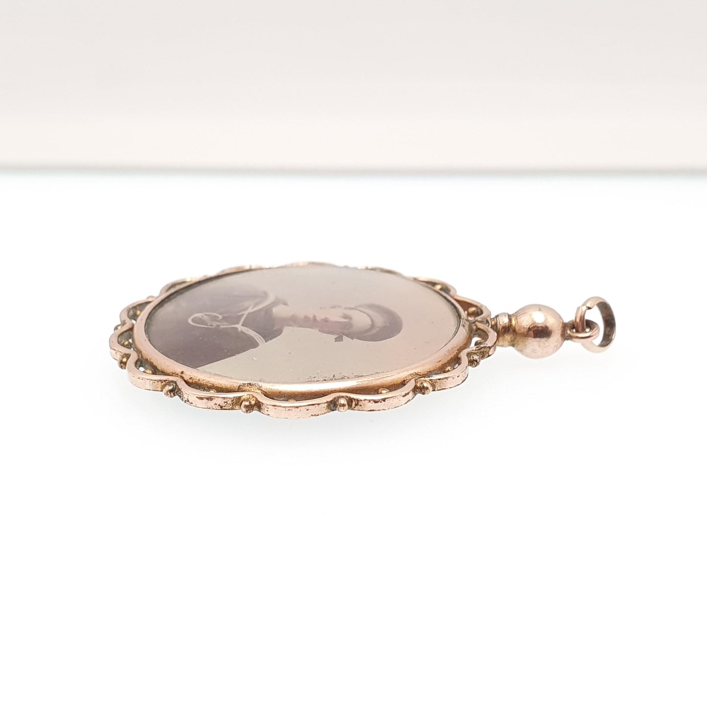 Antique Rose Rolled Gold Locket Picture Pendant Gold Filled Double Sided Round Circle Necklace Photo Vintage