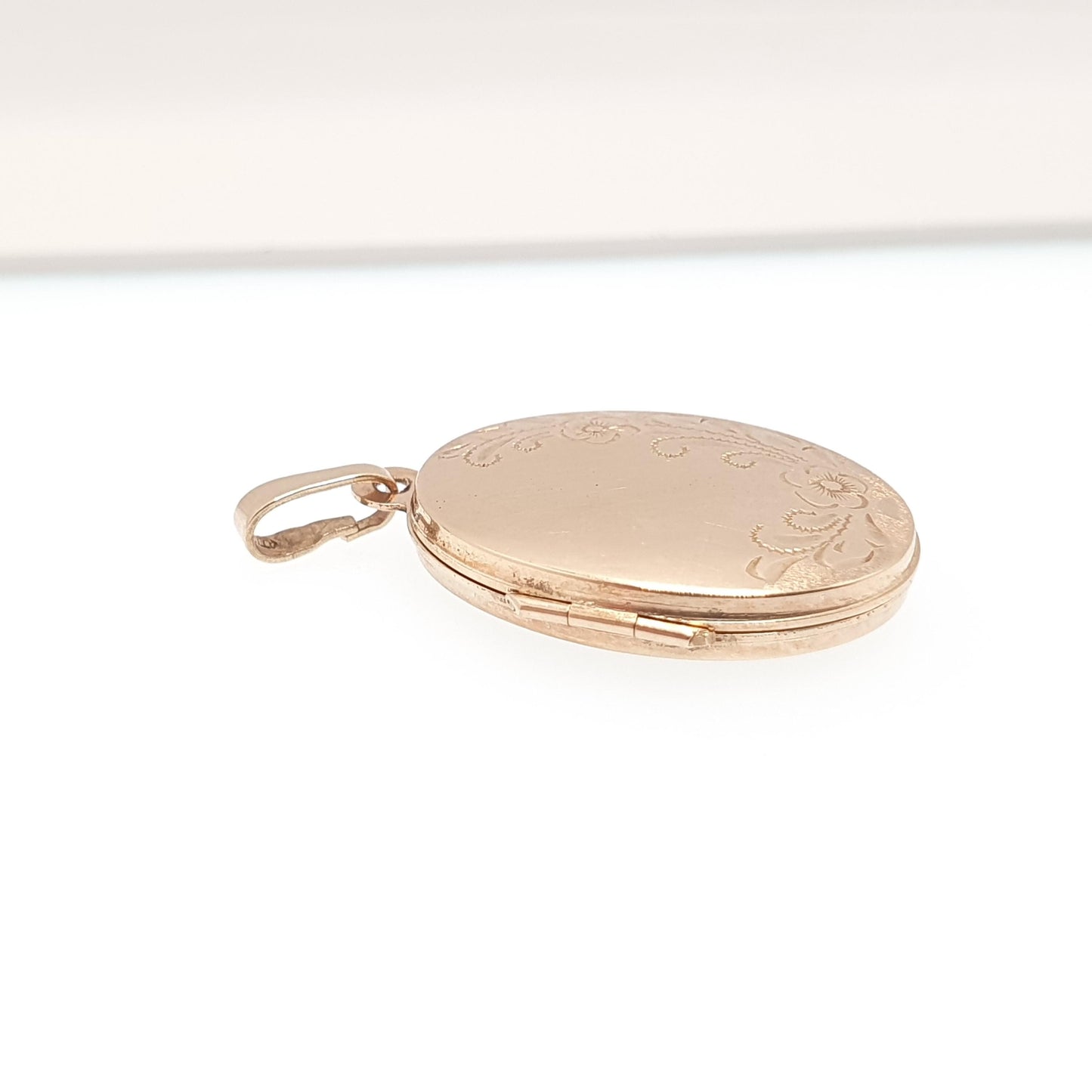 Vintage Solid 9ct 9k Gold Locket Oval All 375 9 Carat Gold Flower Engraved Necklace Photo Picture Pendant Jewelry