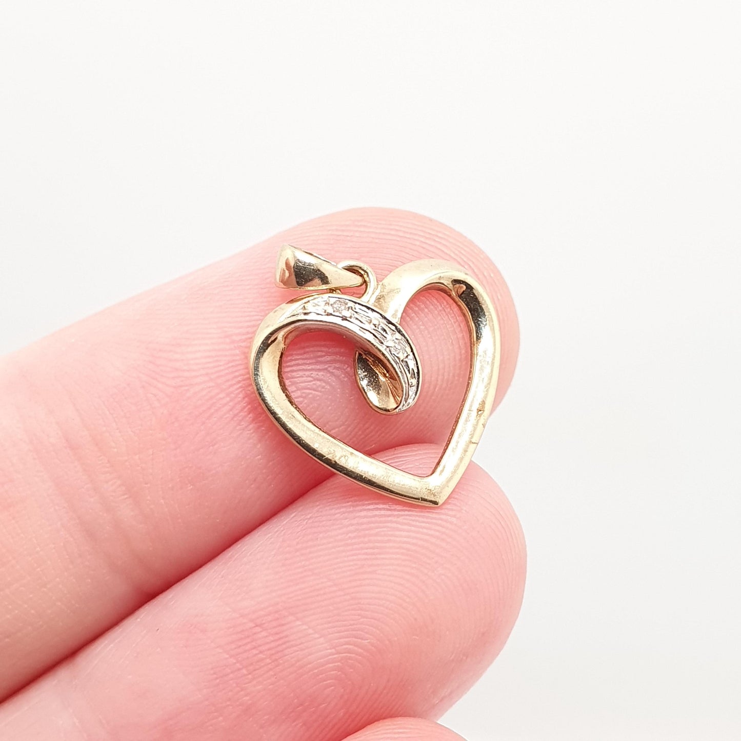 Vintage 9ct 9k Gold Heart Diamond Pendant Genuine Diamonds Gemstone Necklace Solid 375 Love Womens Jewelry Jewellery