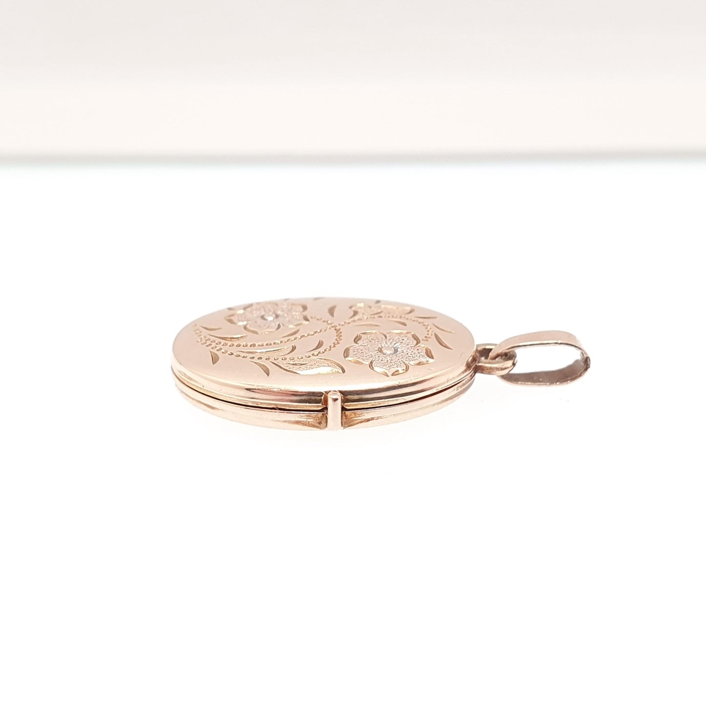 Vintage Solid 9ct 9k Gold Locket Oval All 375 9 Carat Gold Flower Embossed Necklace Photo Picture Pendant