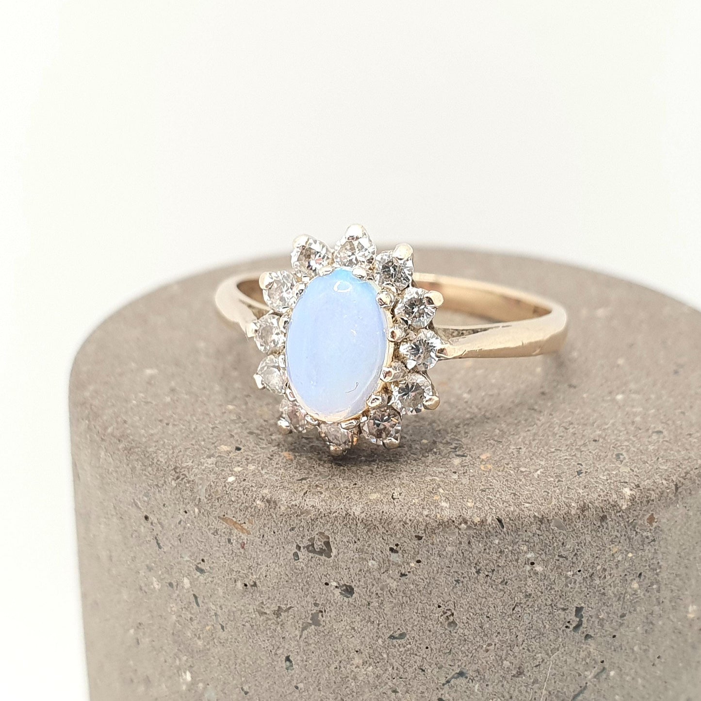Vintage 9ct Gold Opal Cluster Ring CZ Blue White Gemstone Solid 9k 375 Halo Yellow Sparkly Retro Womens Jewelry Jewellery